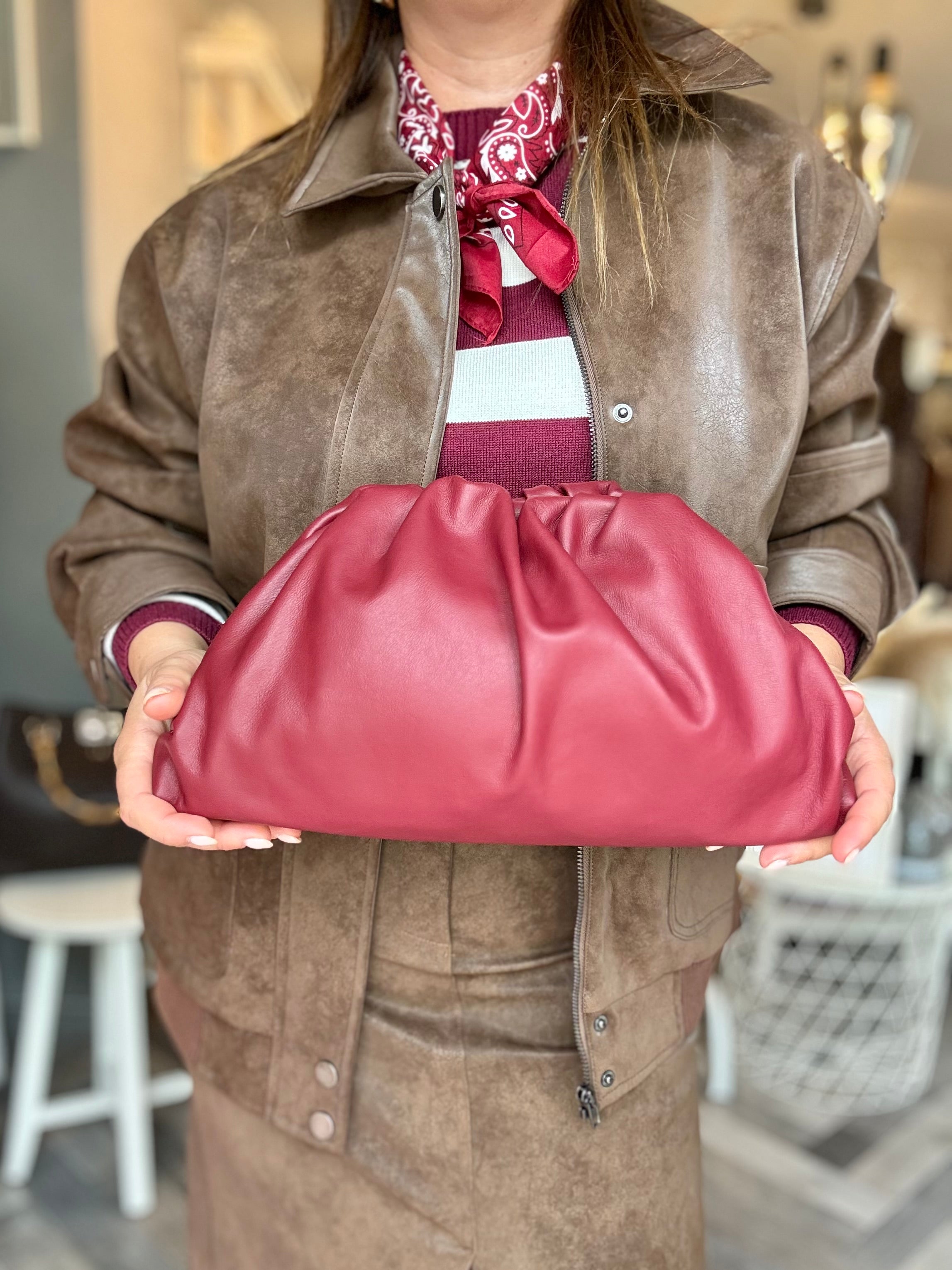 Borsa pouch in pelle