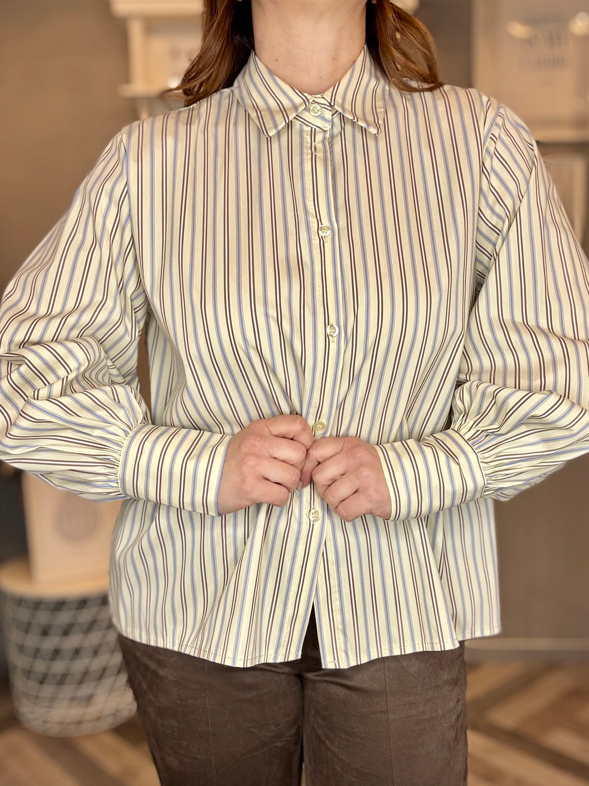 Camicia giallo pastello bacchetta celeste e moro