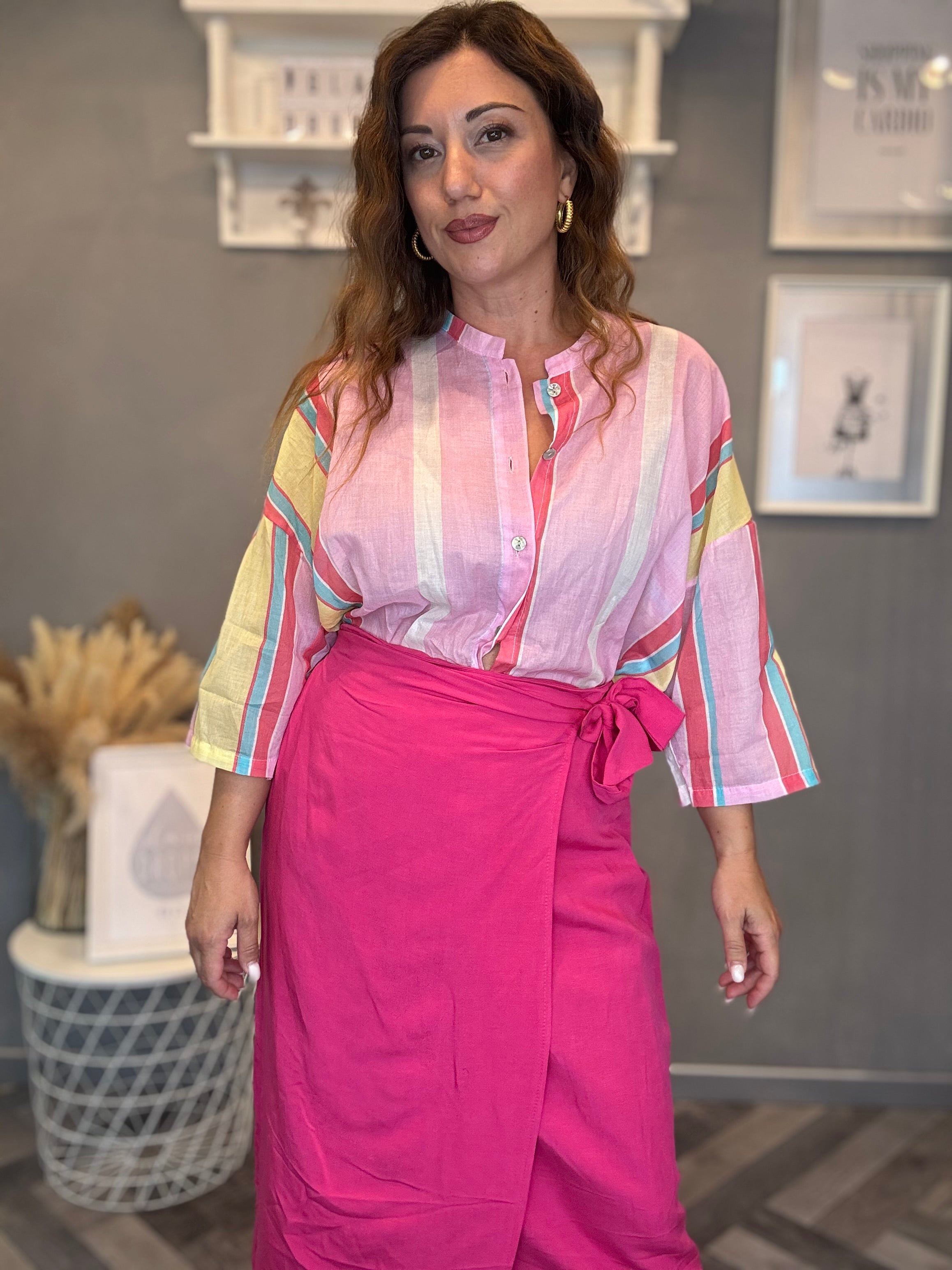 Camicia Isla Bonita coreana multiriga rosa, fucsia e giallo pastello
