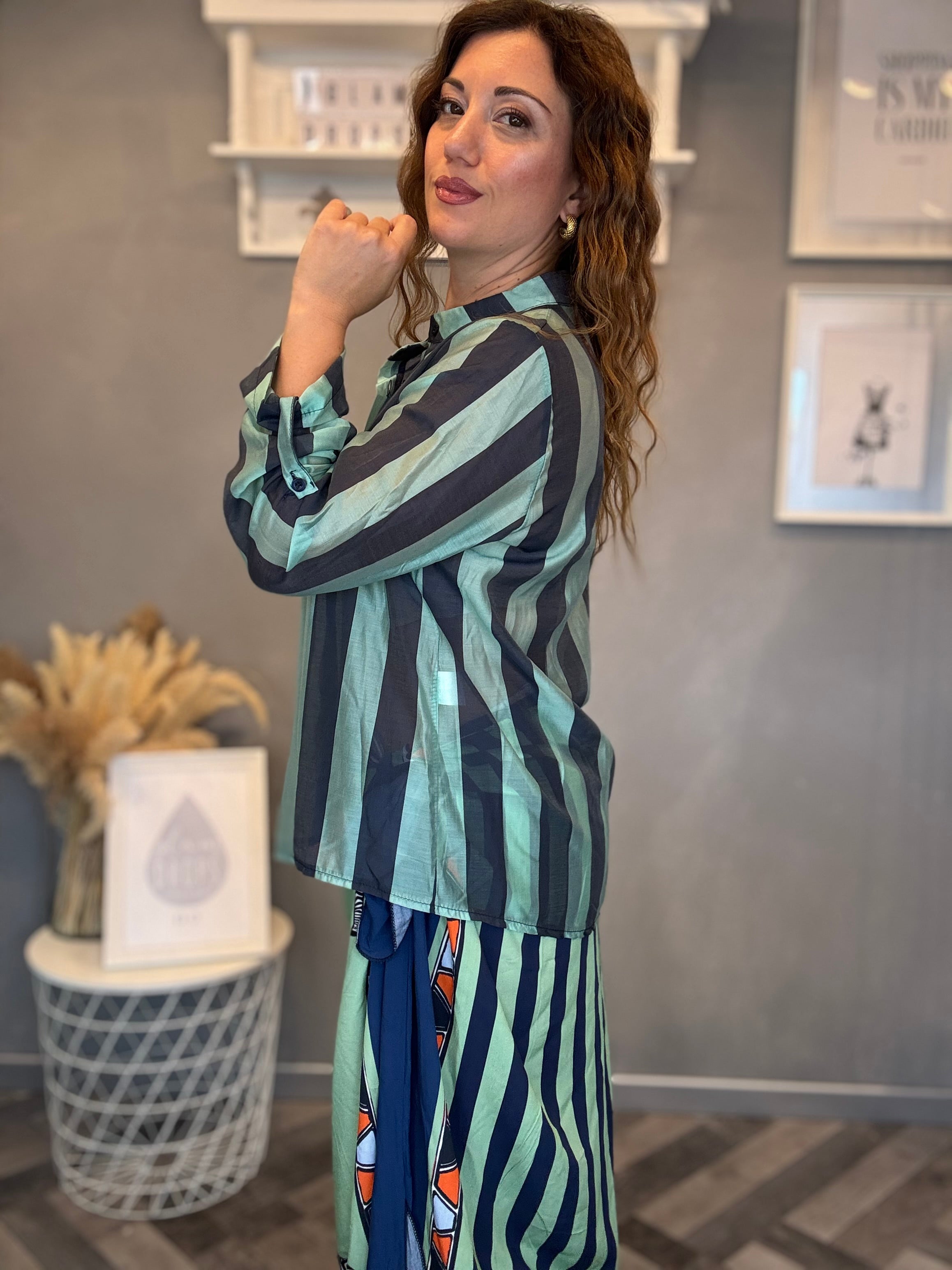 Camicia Isla Bonita bande roll-up blu e acqua