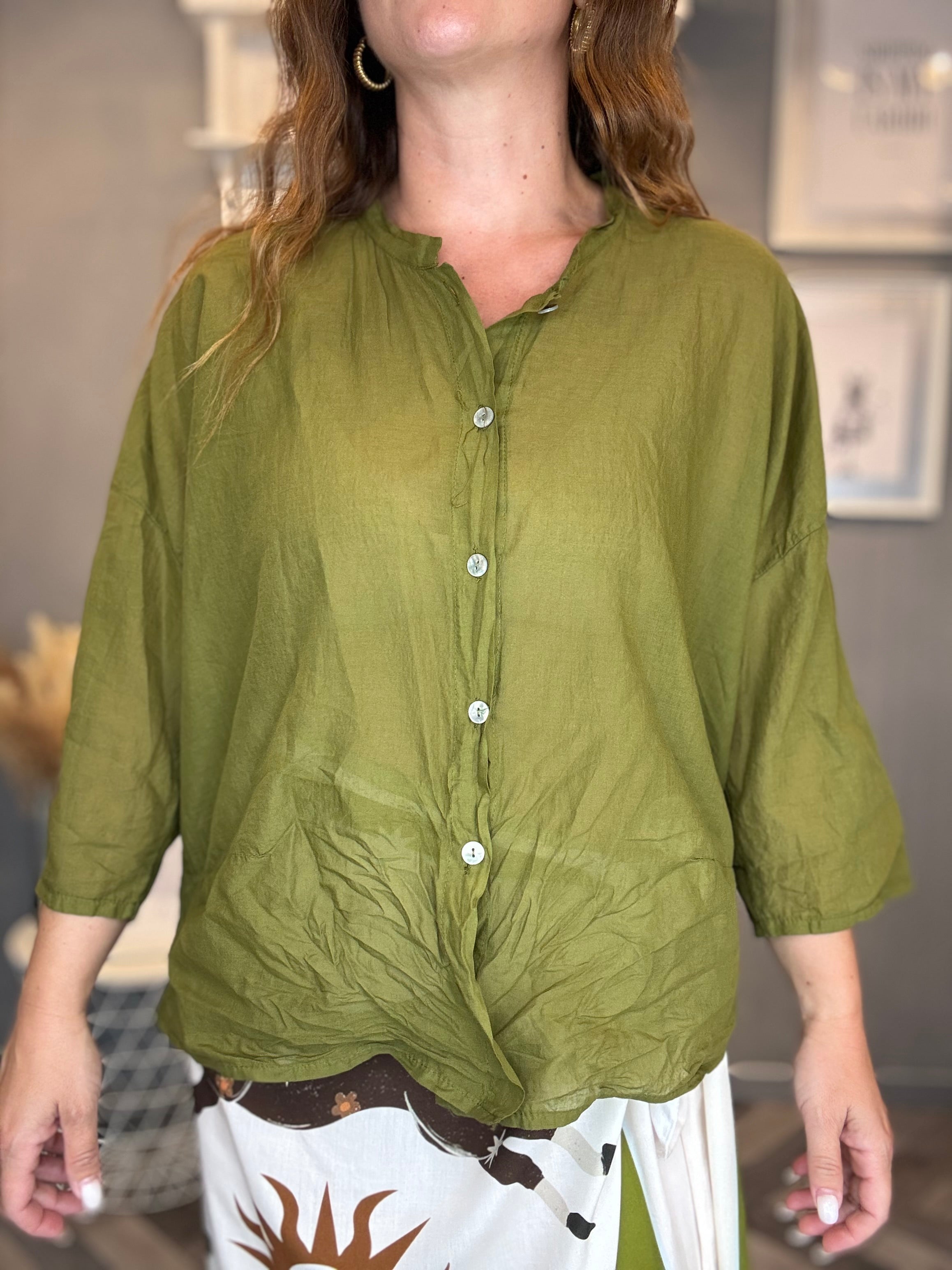 Camicia in mussola manica 3/4 verde oliva