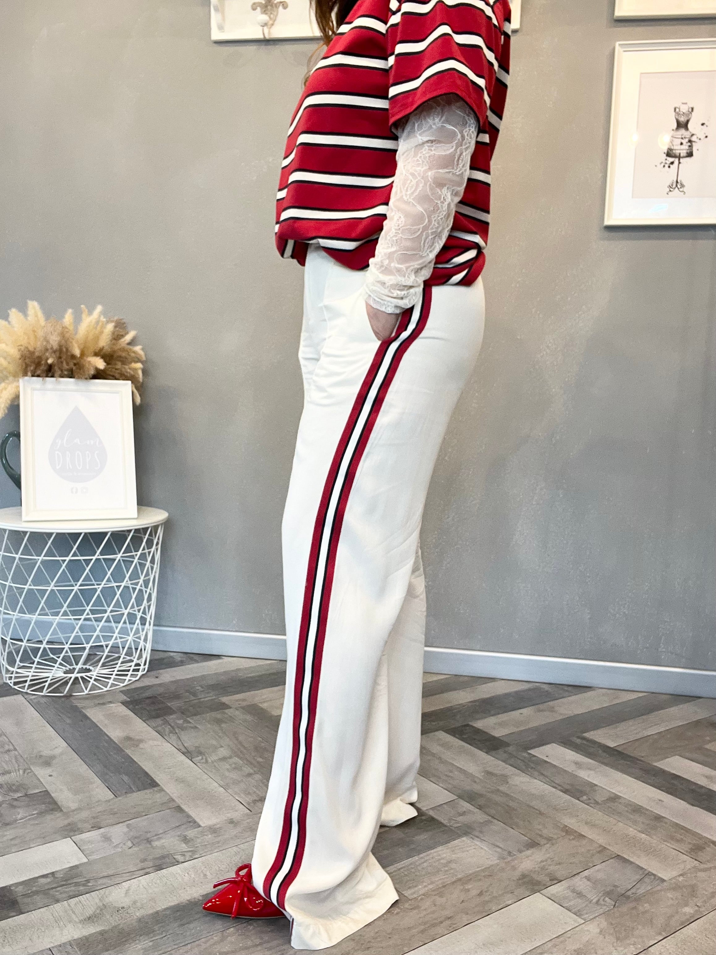 Lumina pantaloni con righe laterali