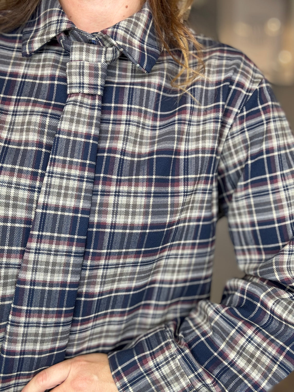 Camicia check blu e bordeaux con cravatta