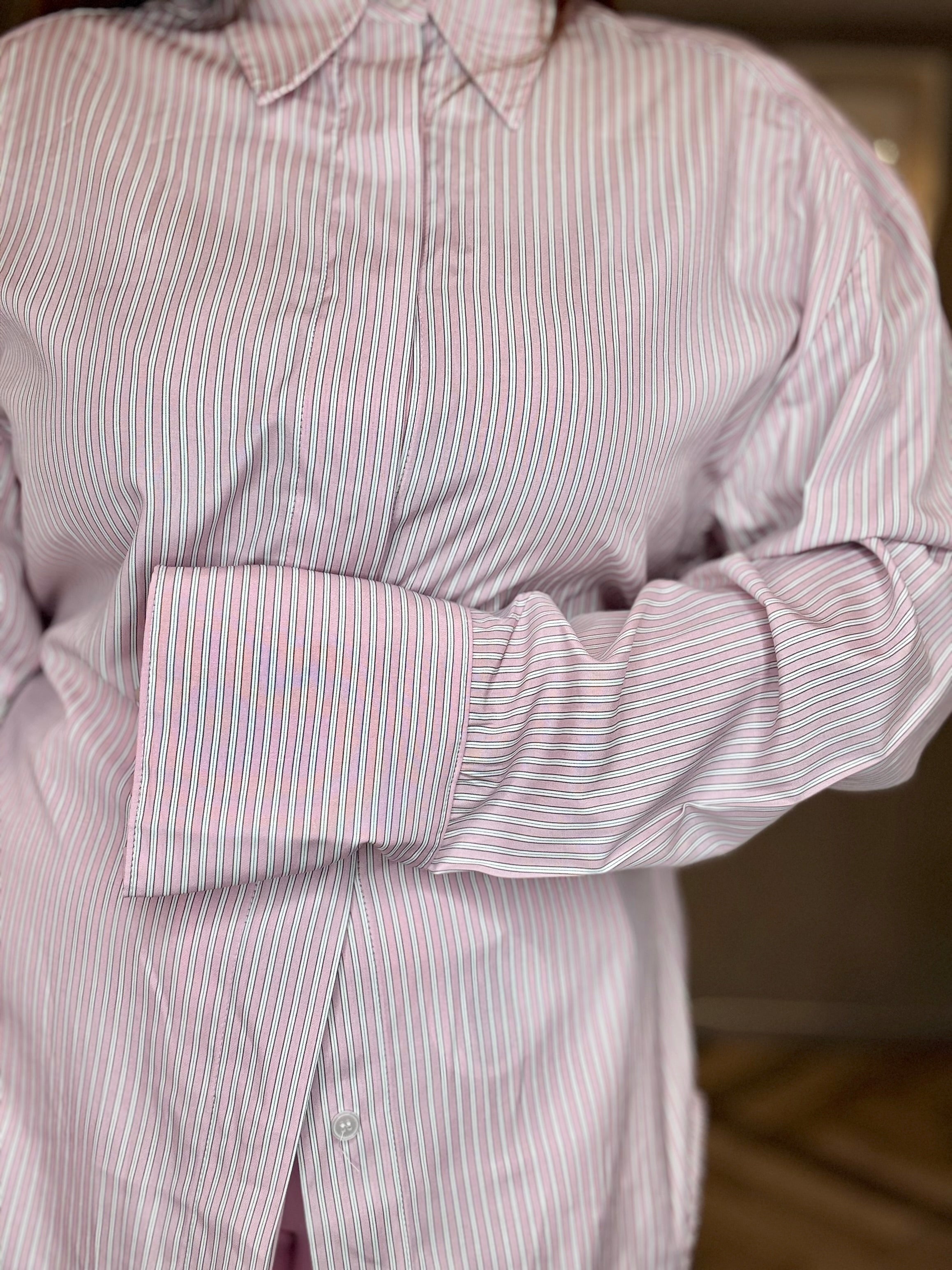 Camicia a righe bianche con laccio