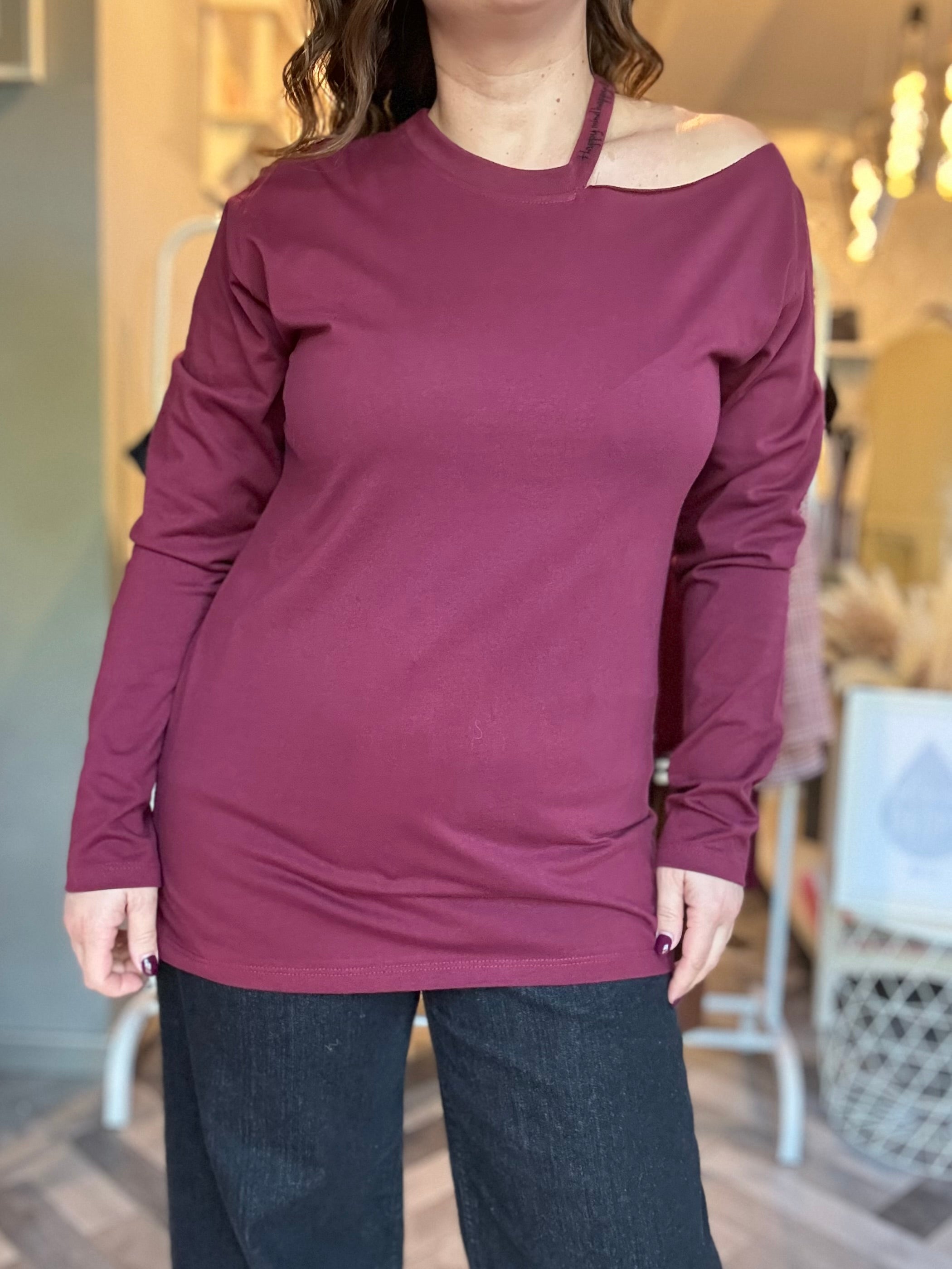 Lumina t-shirt cut out