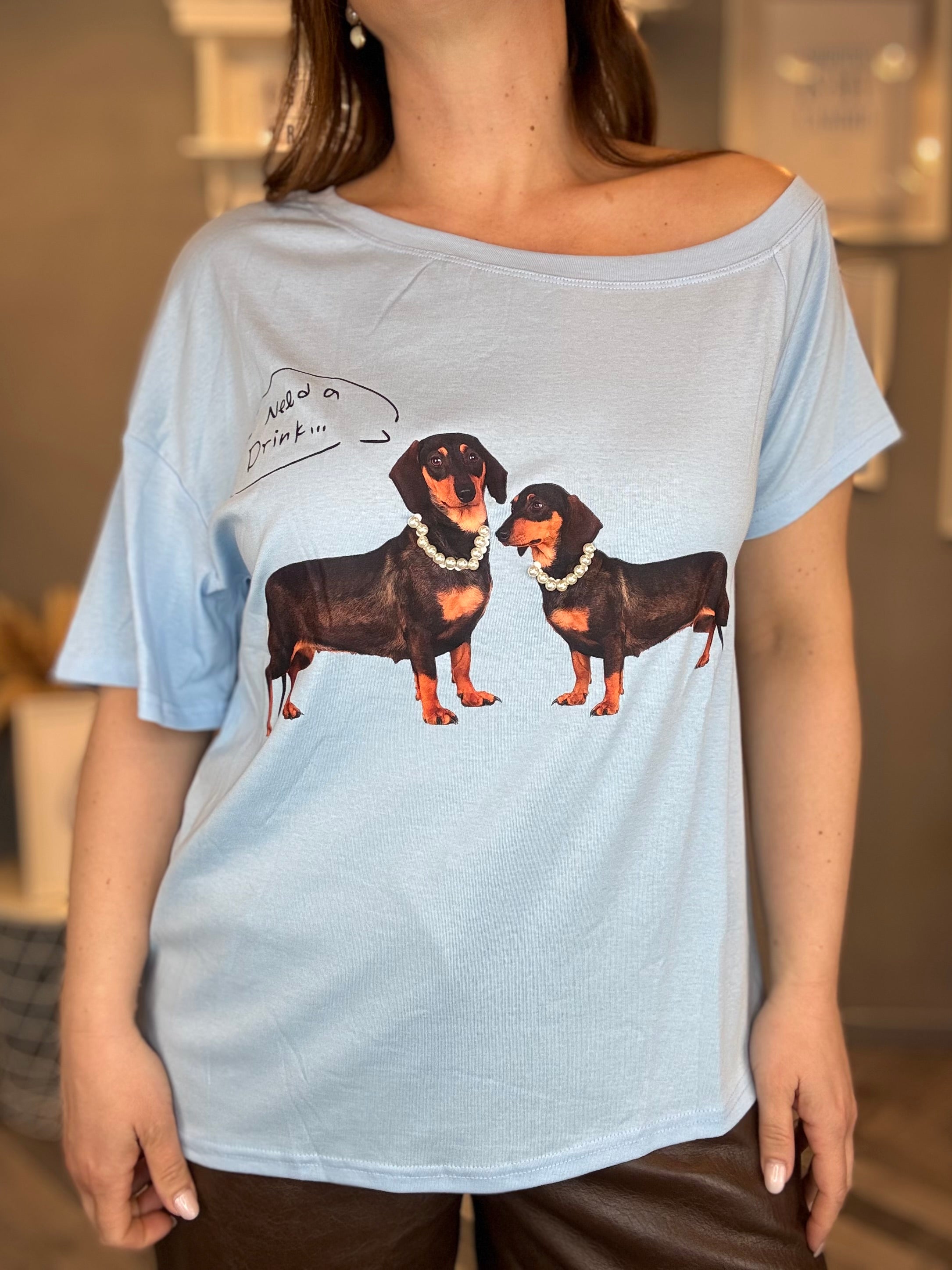 T-shirt bassotti celeste