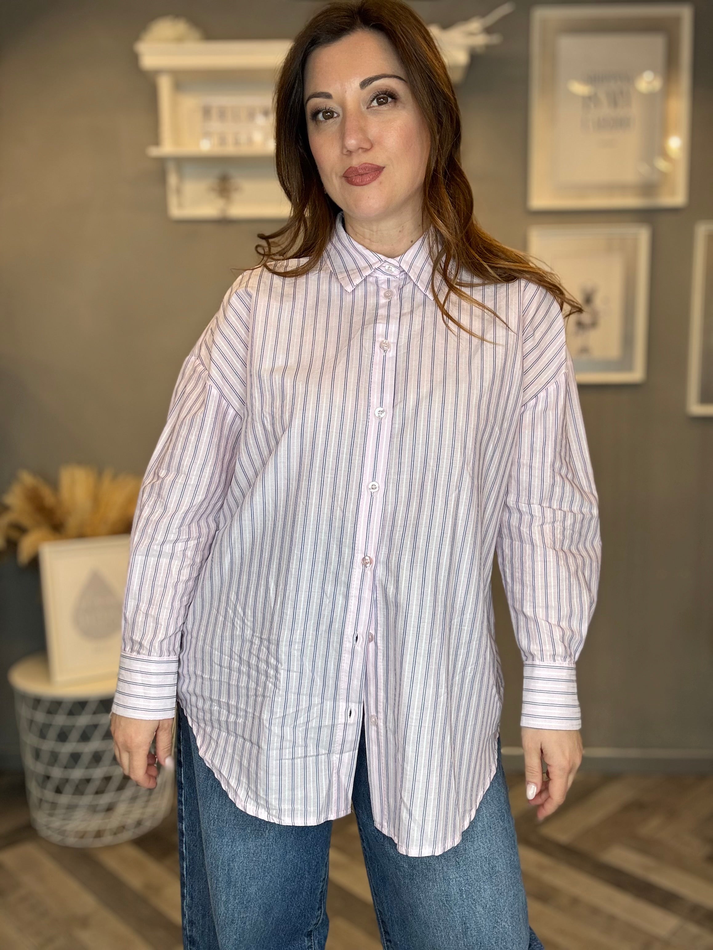 Camicia over rosa righe blu