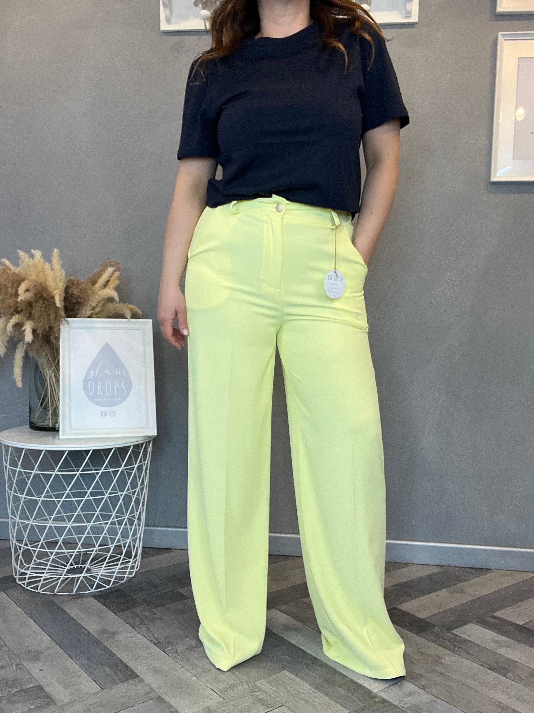 Pantalone a gamba larga a vita alta giallo pastello