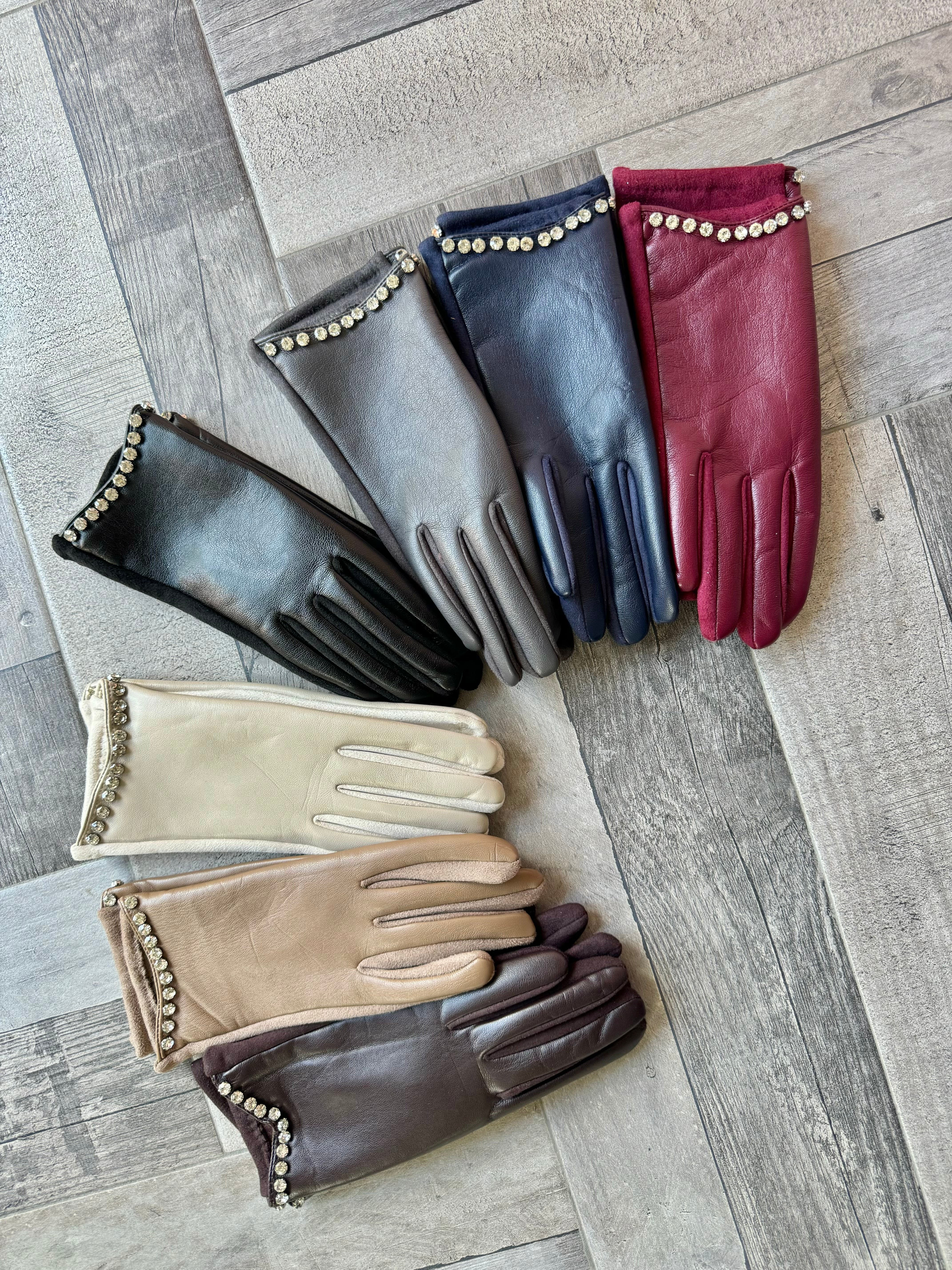 Guanti in ecopelle con strass