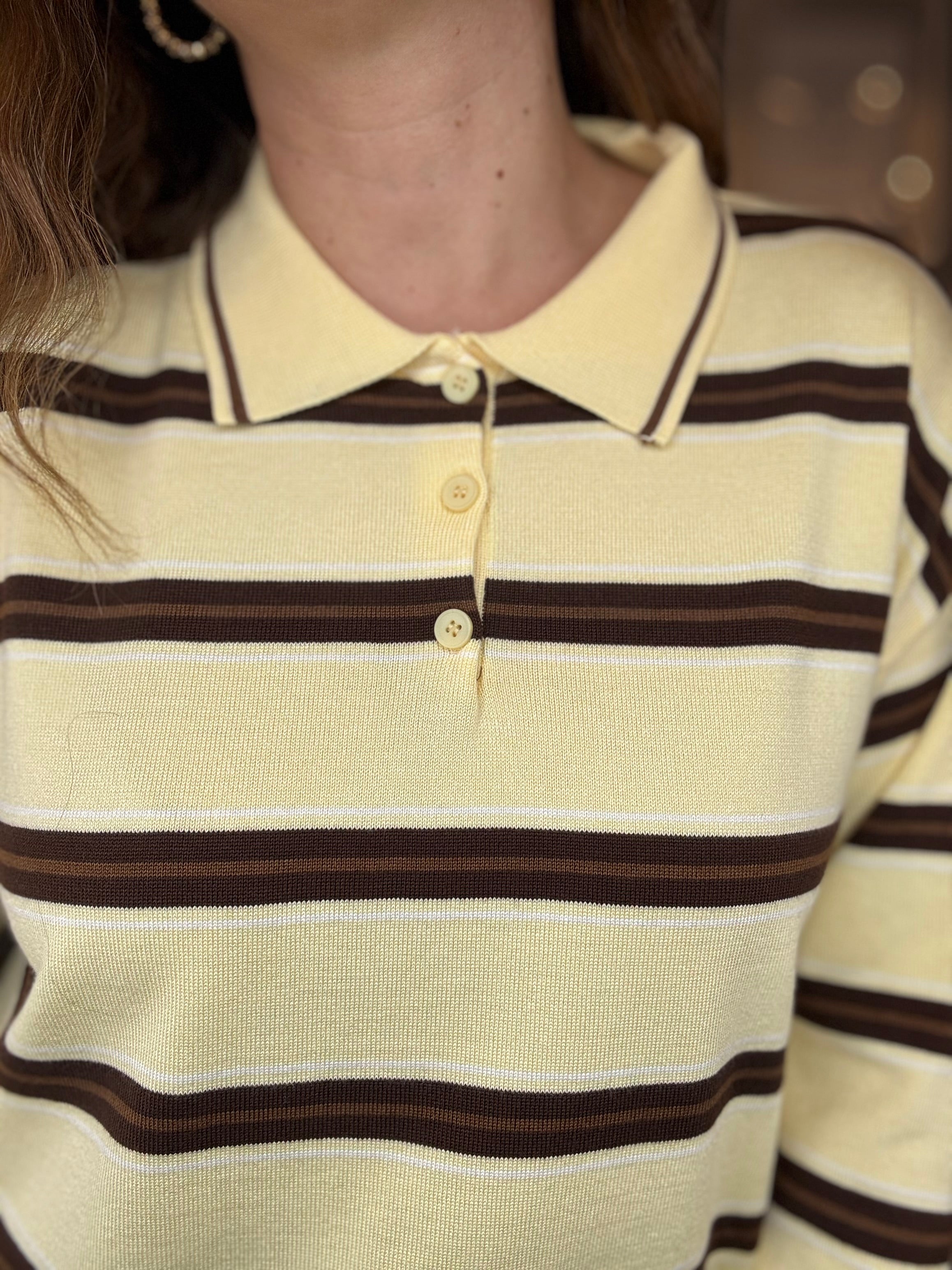 Maglia polo gialla a righe marroni