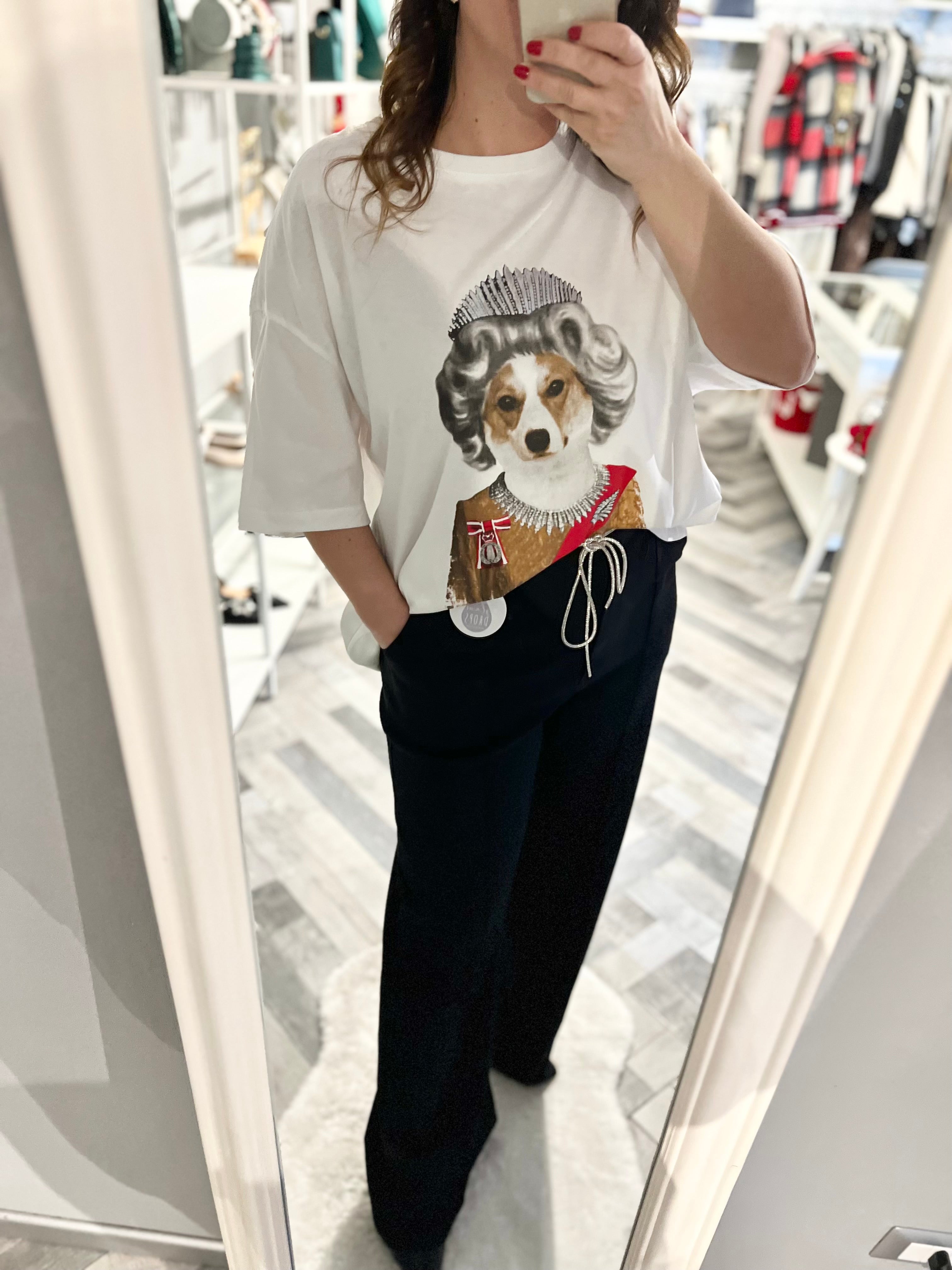 Lumina t-shirt over Just be a queen