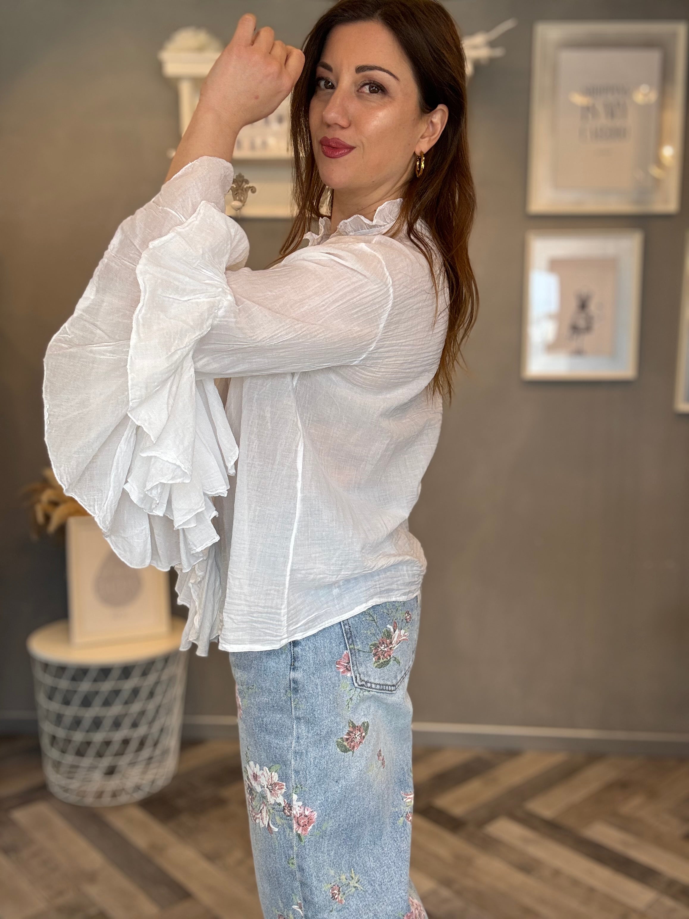 Blusa camicia volant bianca