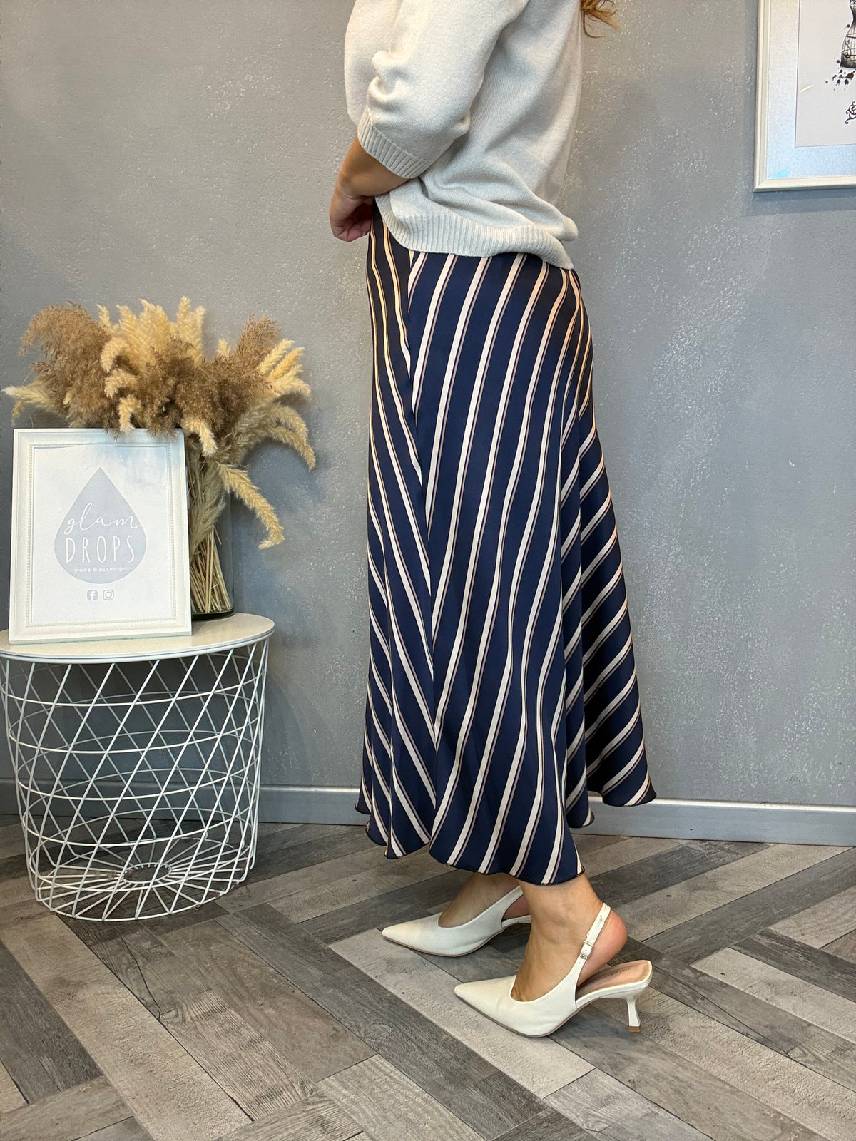 Gonna midi satin blu con righe