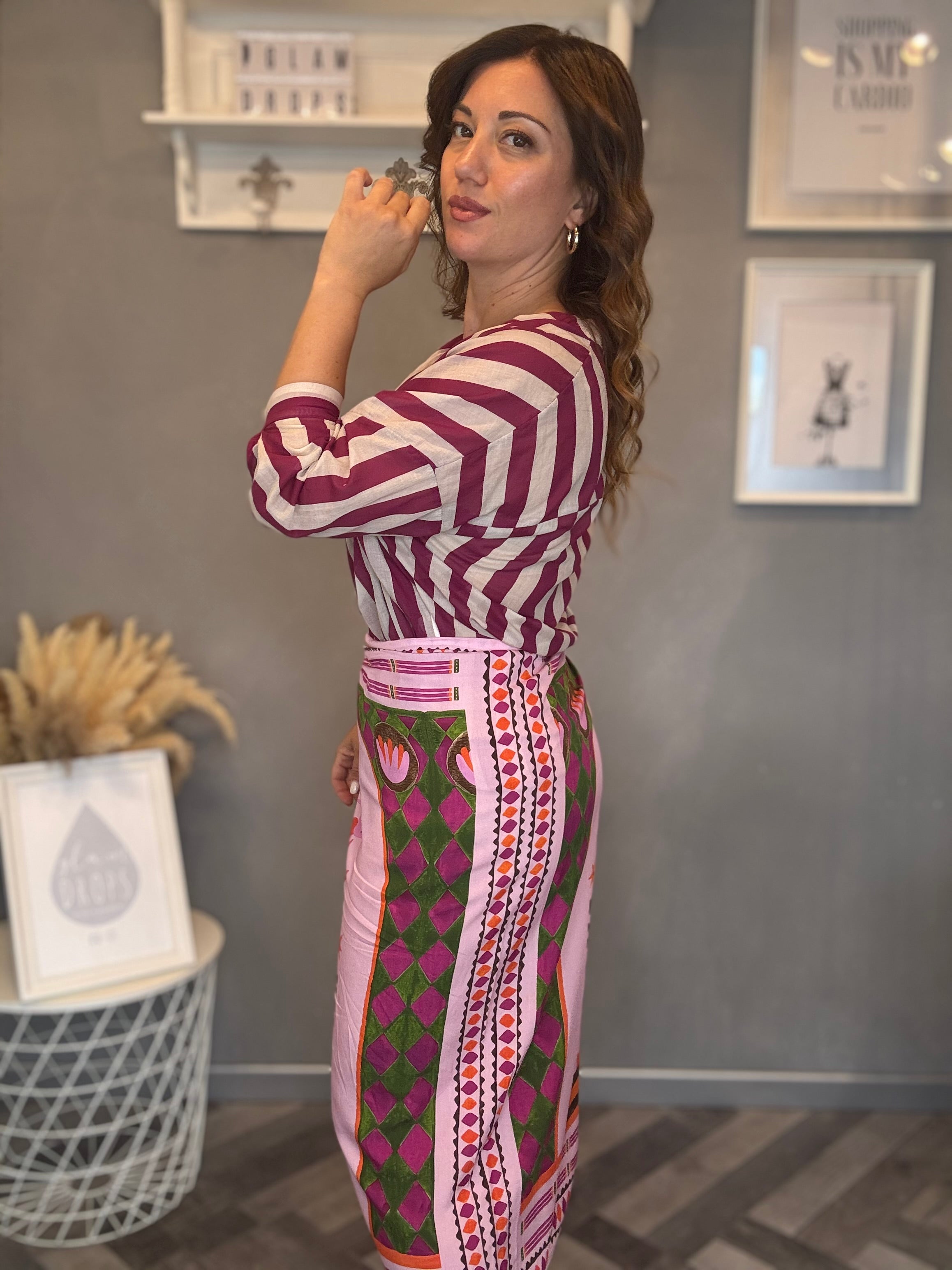 Camicia Isla Bonita righe bianche e amarena
