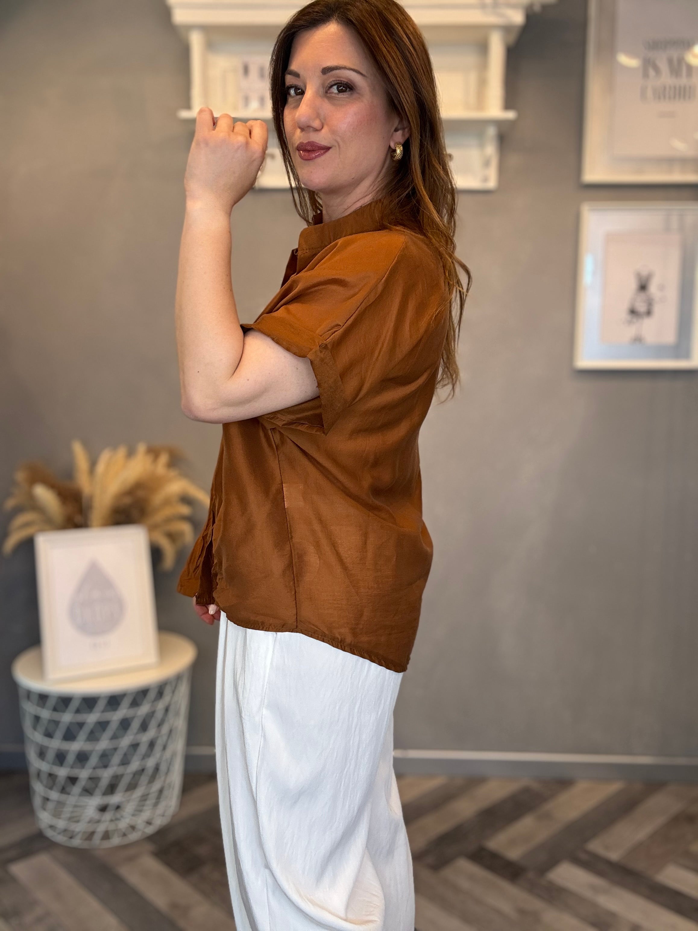 Camicia cuoio con tasca paillettes