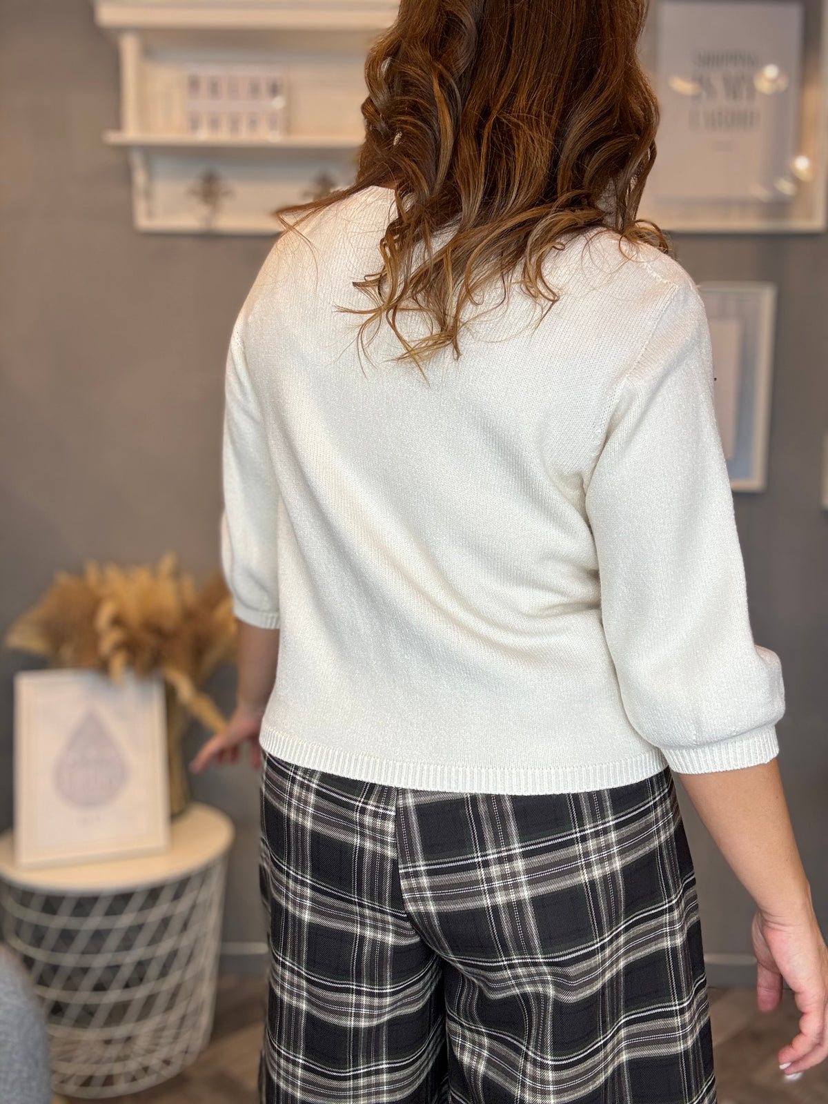 Cardigan Essential bottoni rivestiti panna