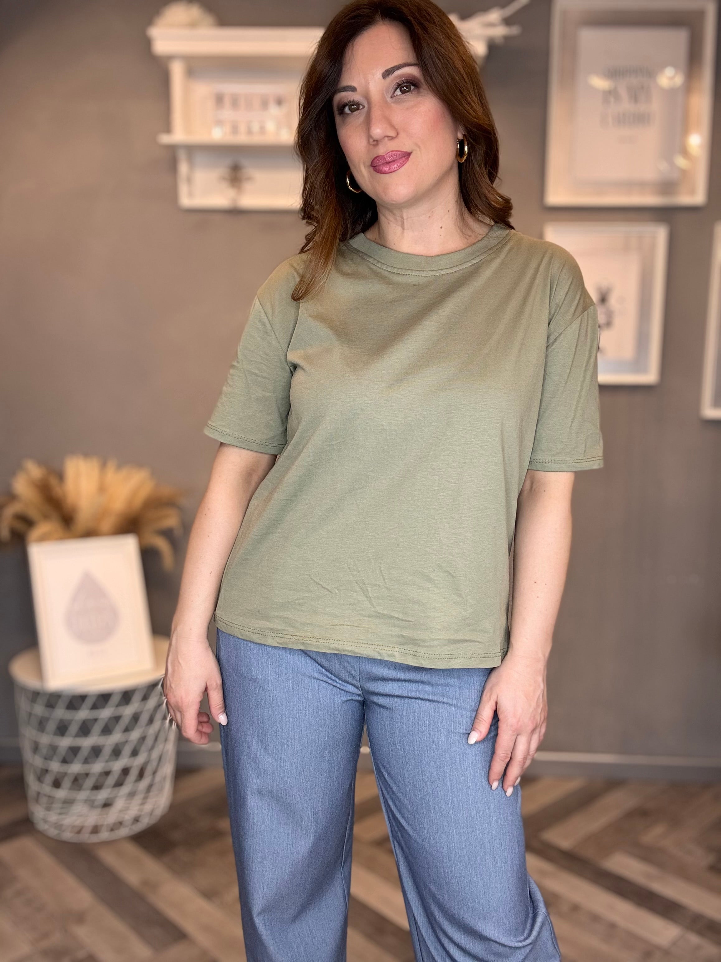 T-shirt soft basic verde salvia