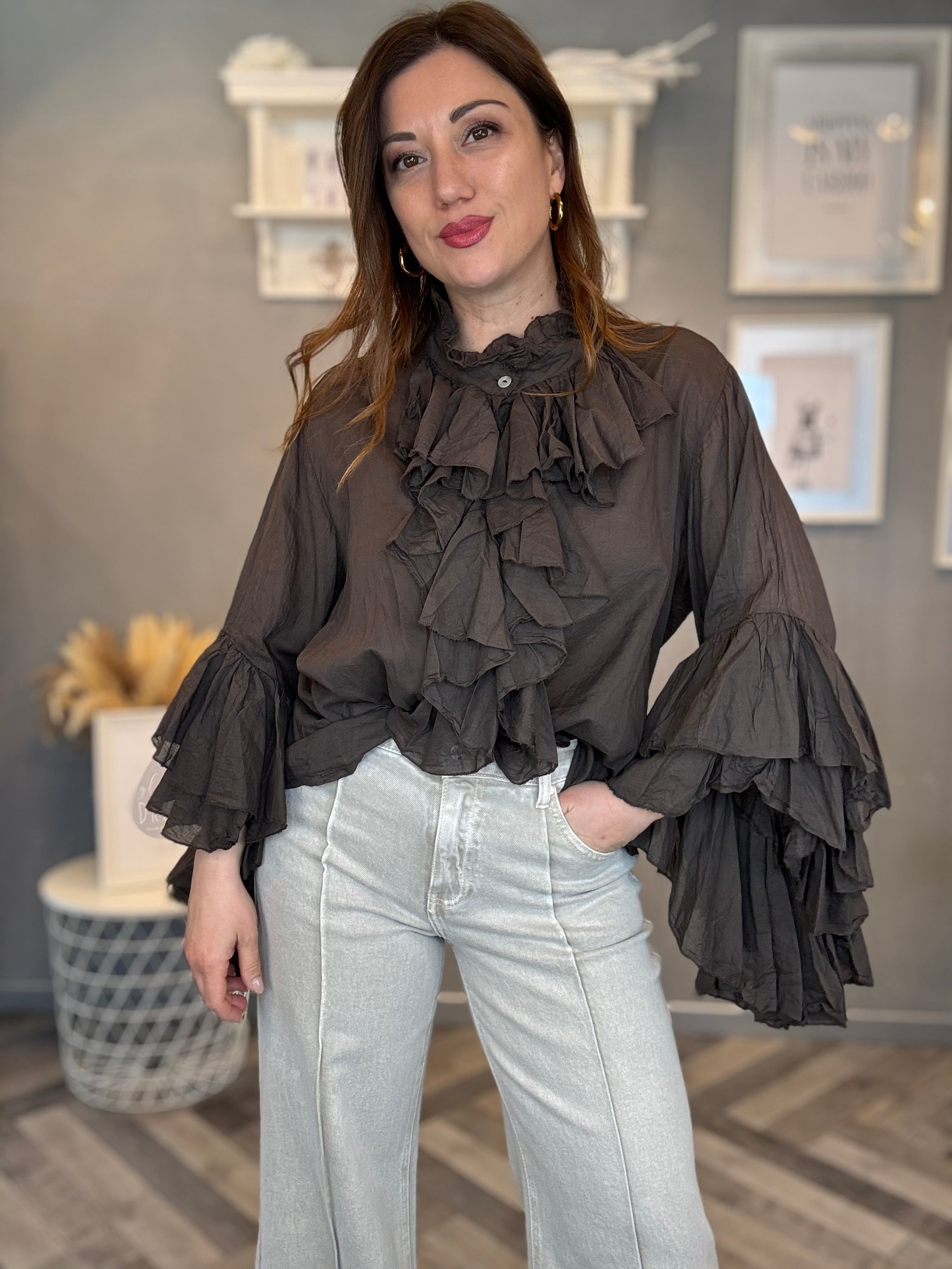 Blusa camicia volant moro