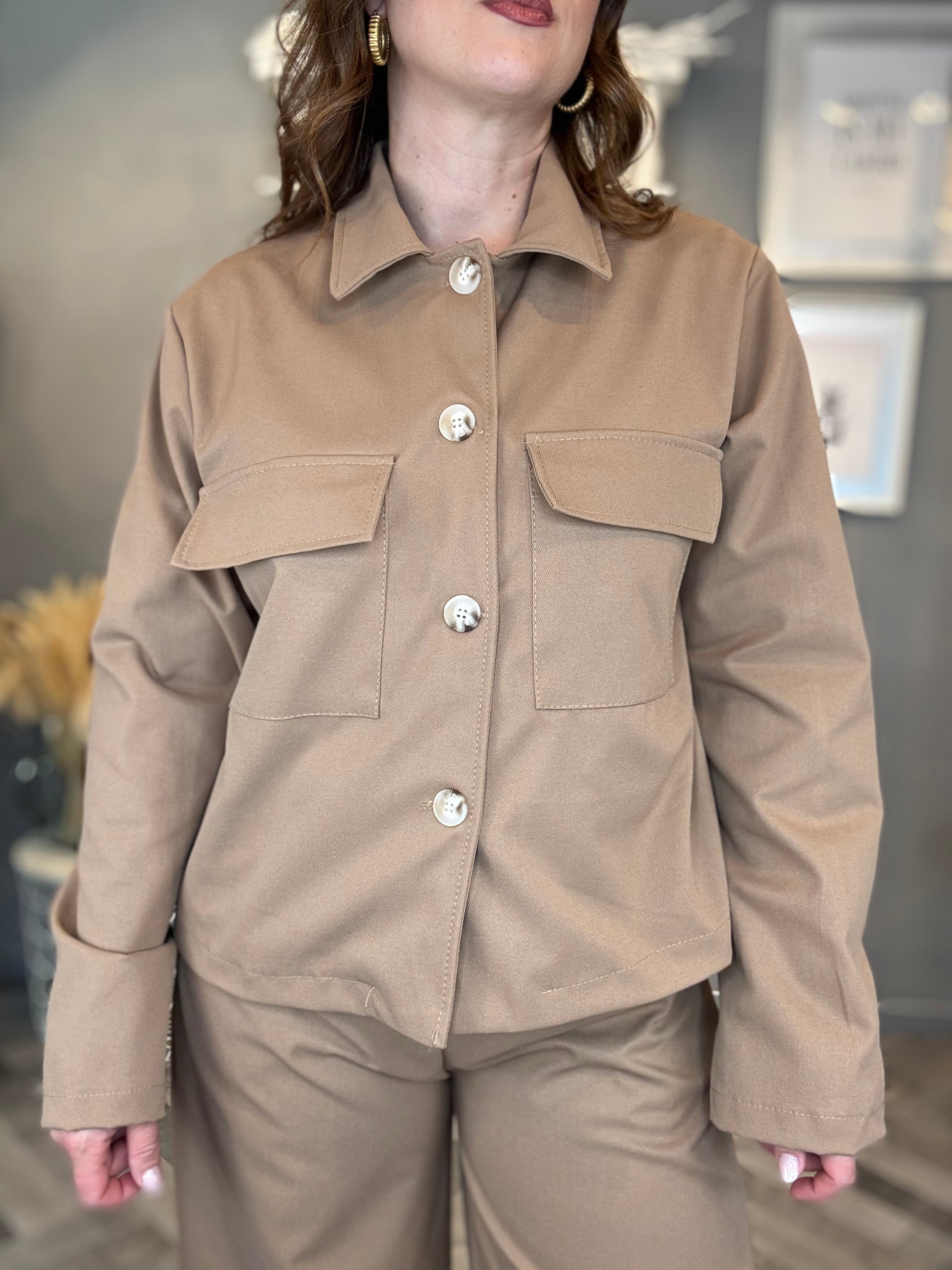 Giubbino biscotto strutturato