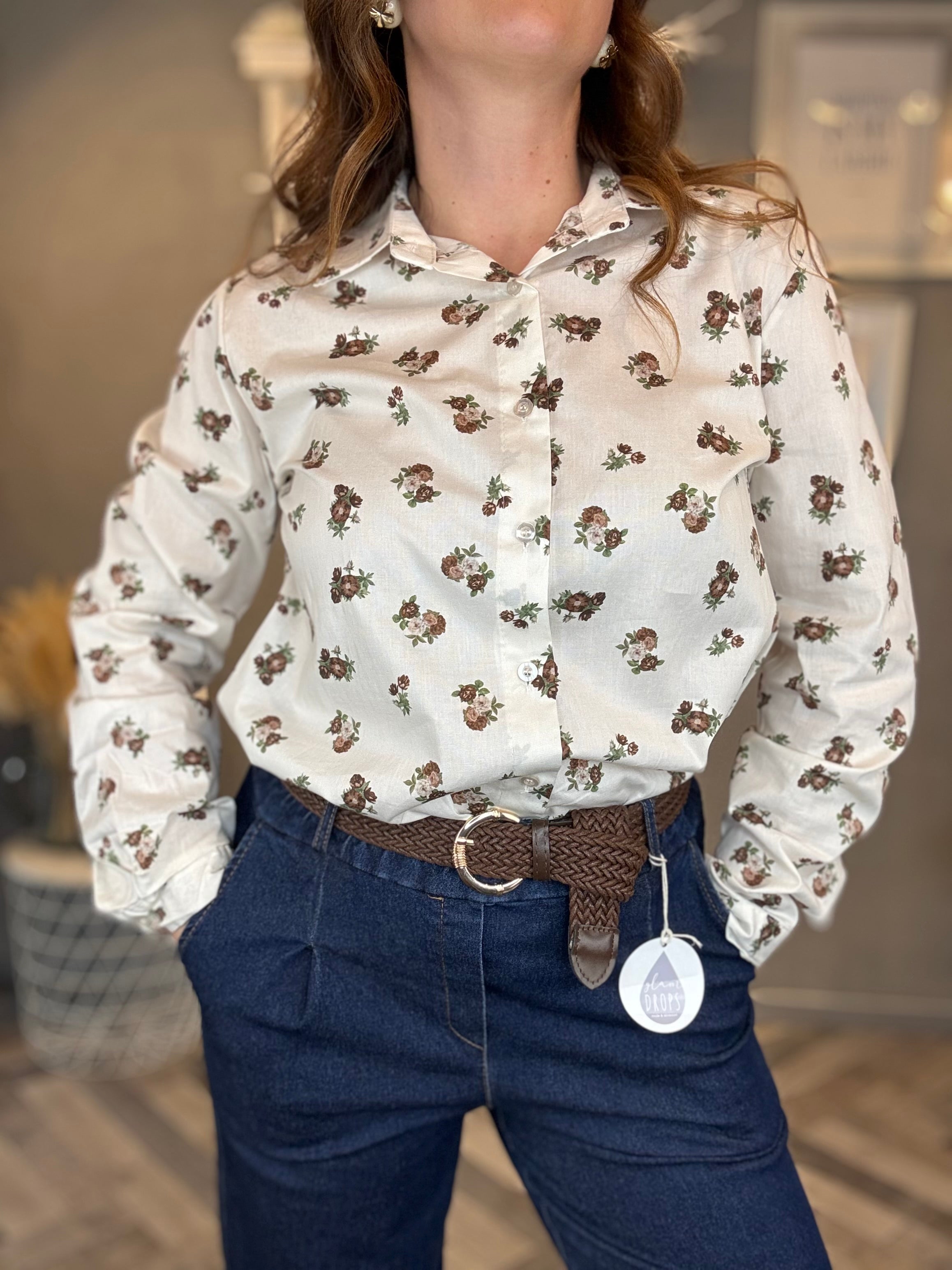 Jeans barrel scuro con cintura
