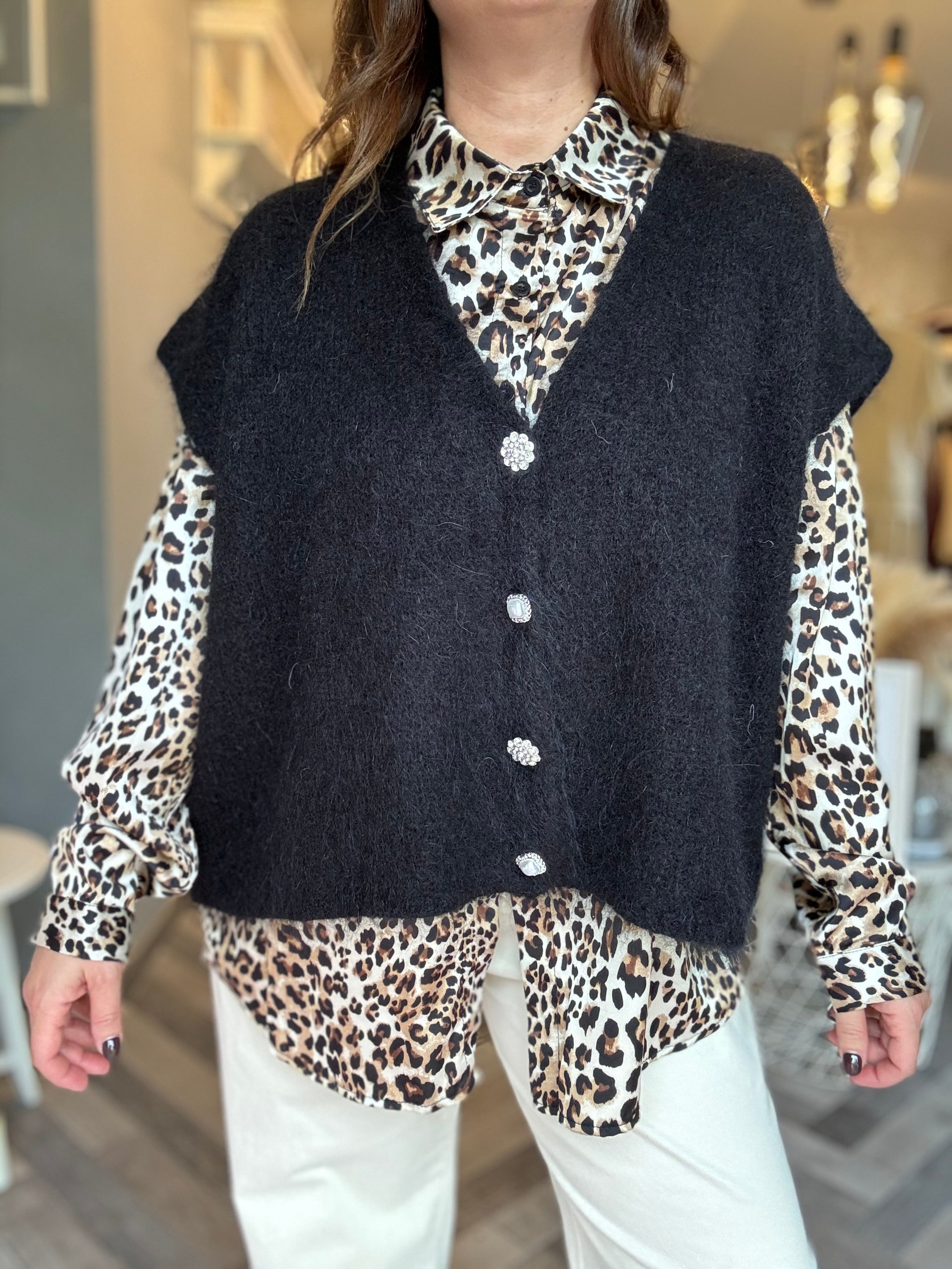 Gilet in maglia over 4 bottoni