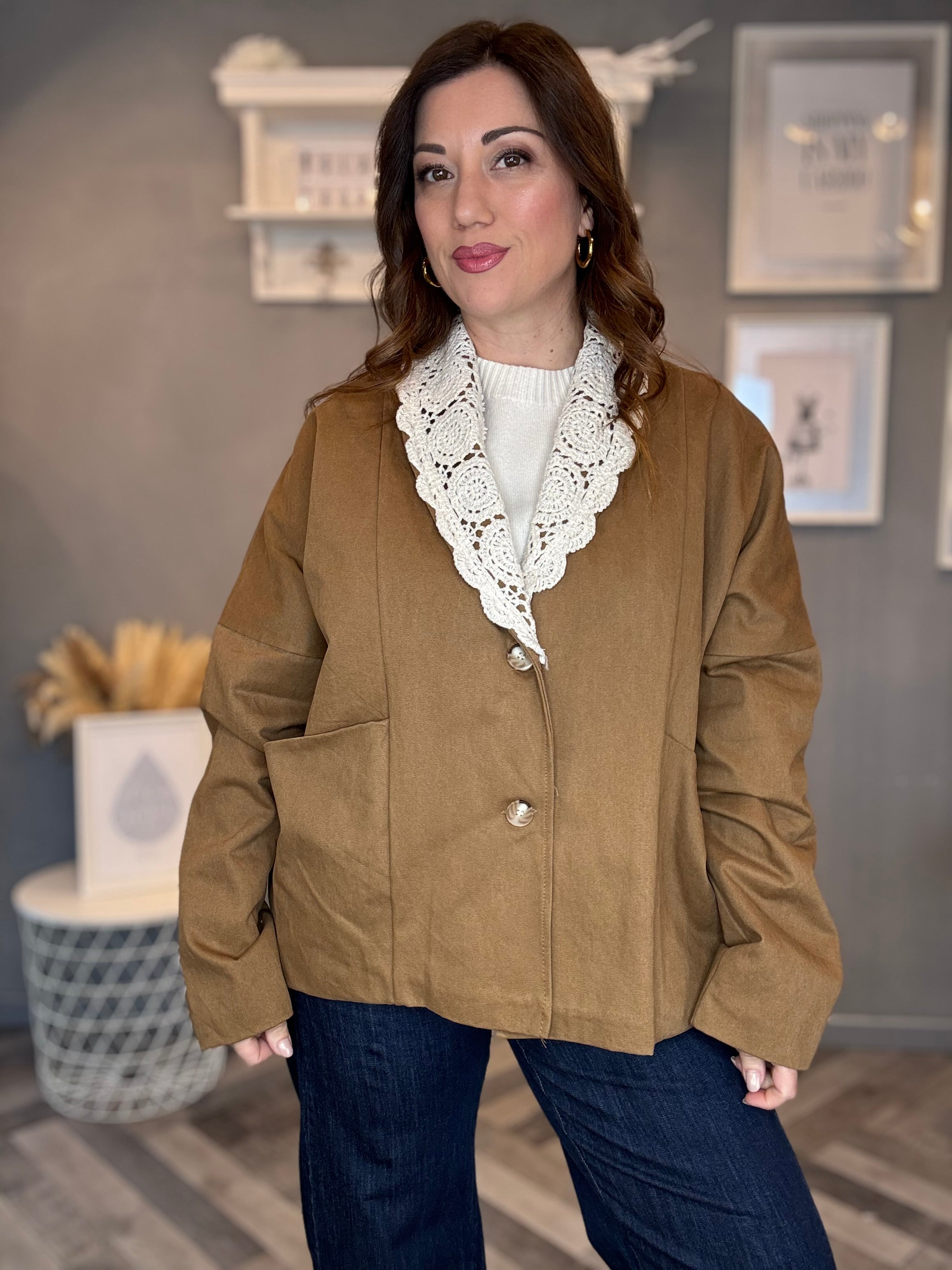 Giacca Boho collo macramè