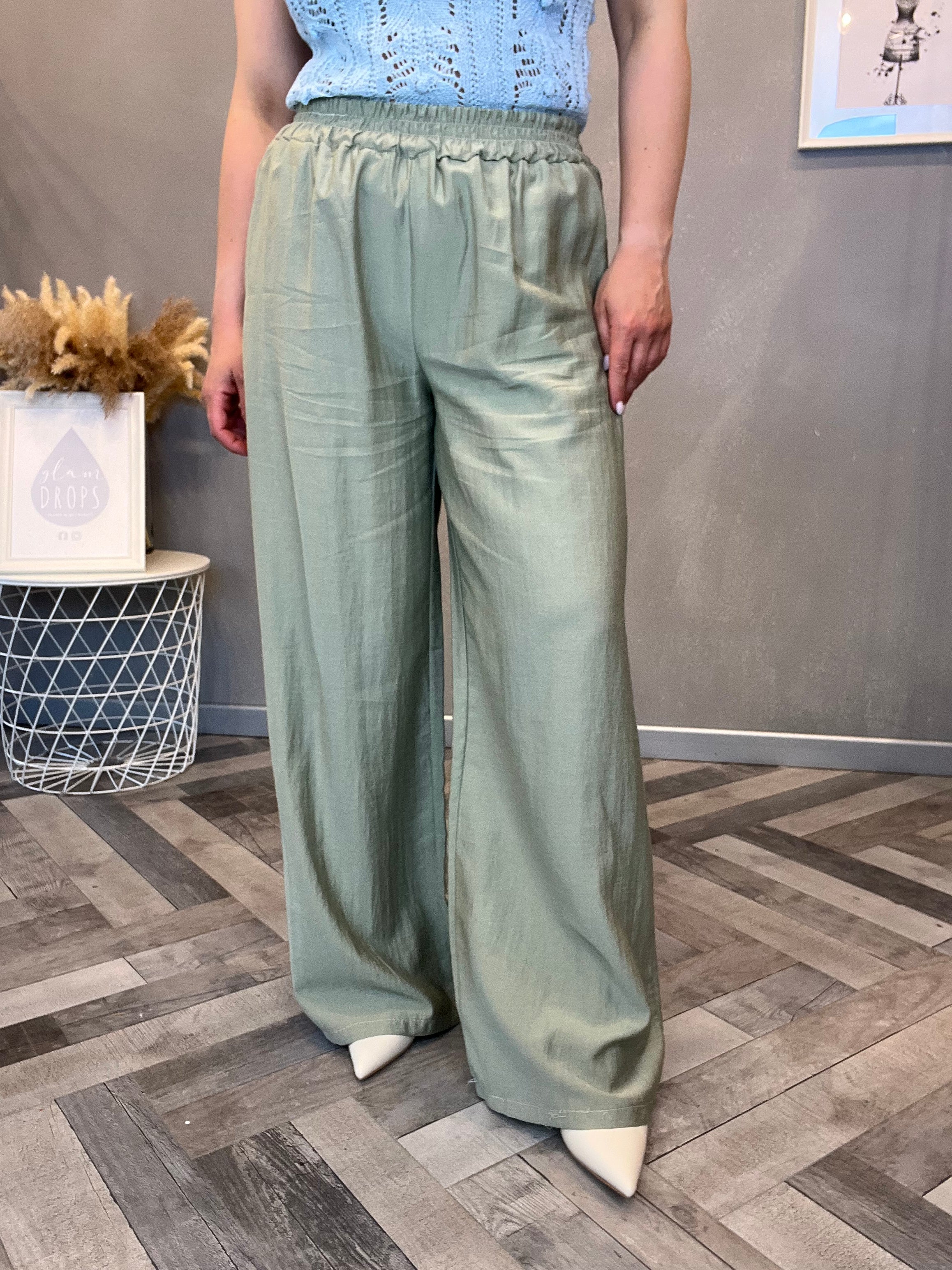 Pantalone palazzo fluido verde salvia