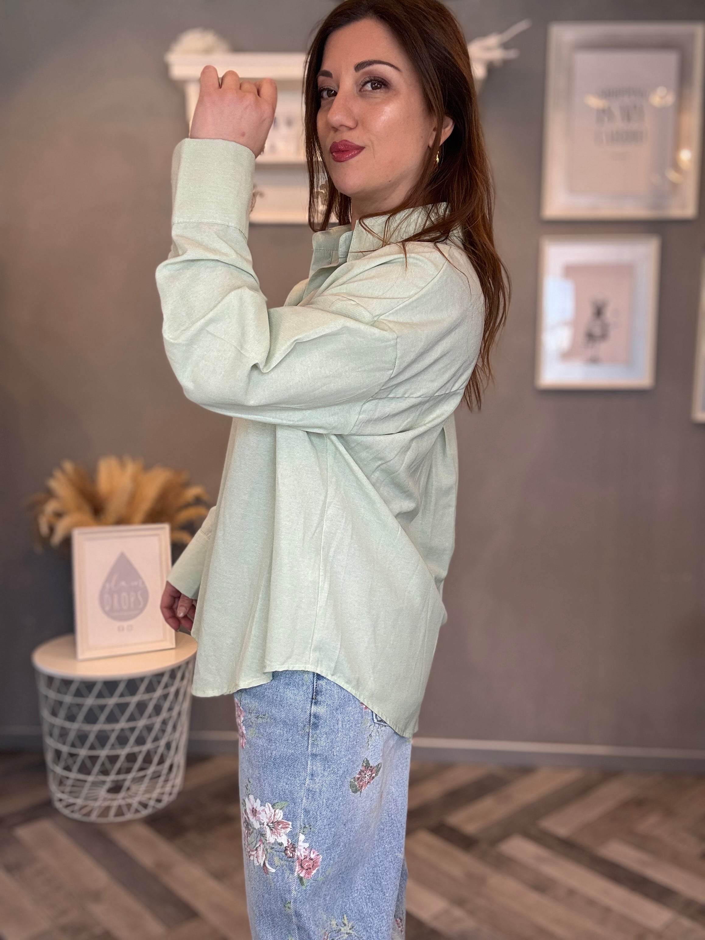 Camicia soft touch over verde mela