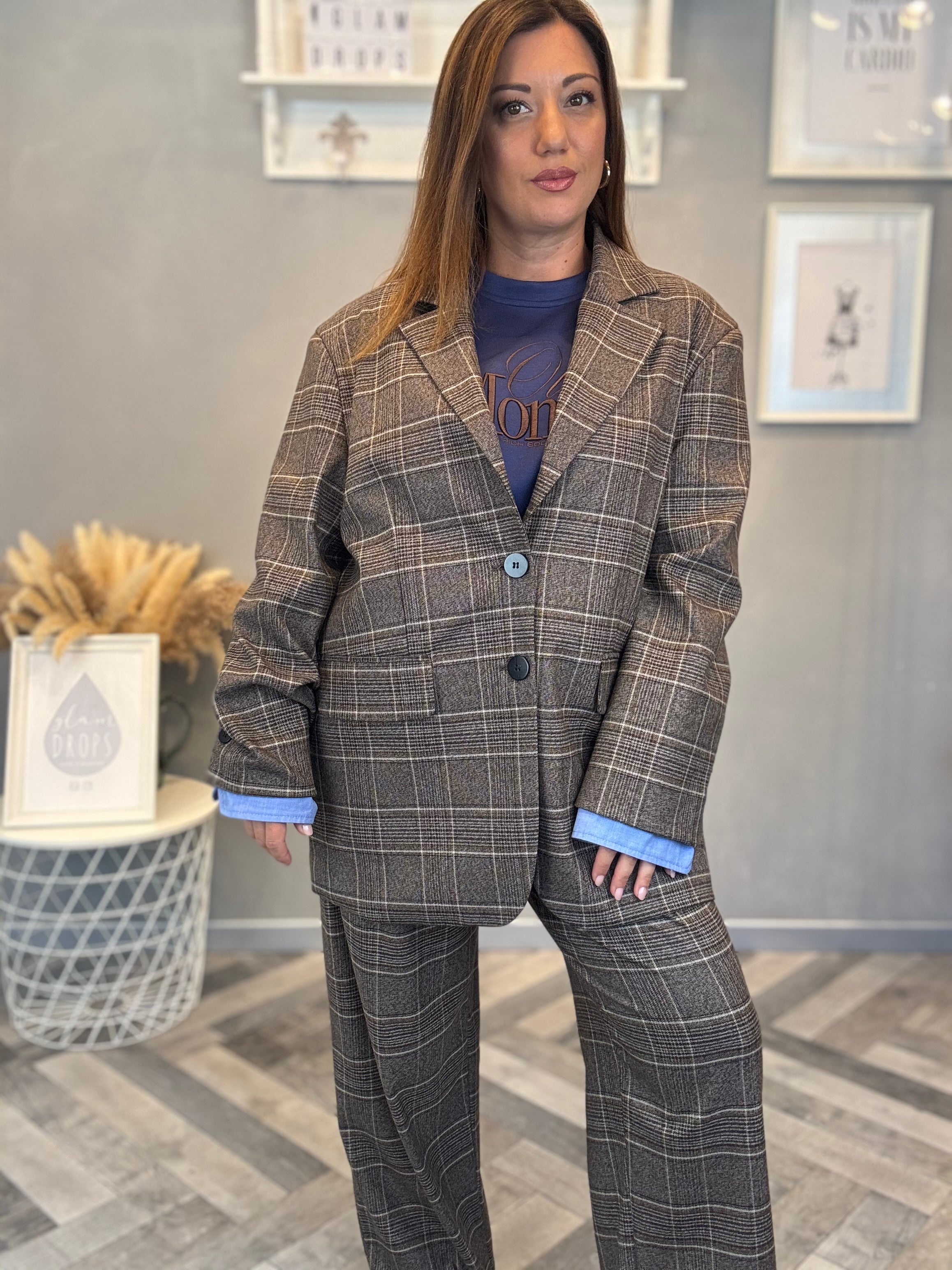 Lumina blazer marrone a quadri con polsino camicia
