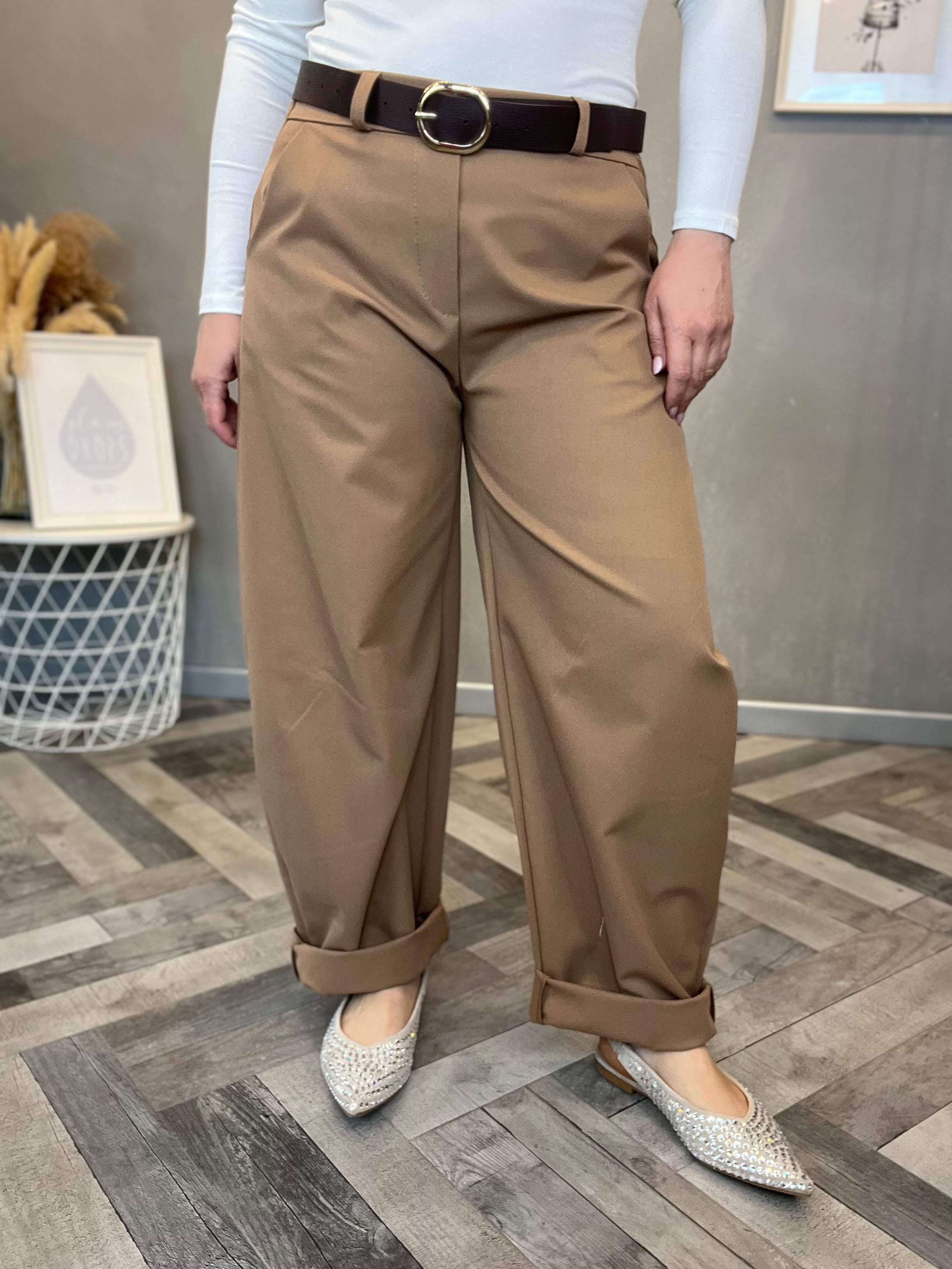 Pantalone biscotto strutturato