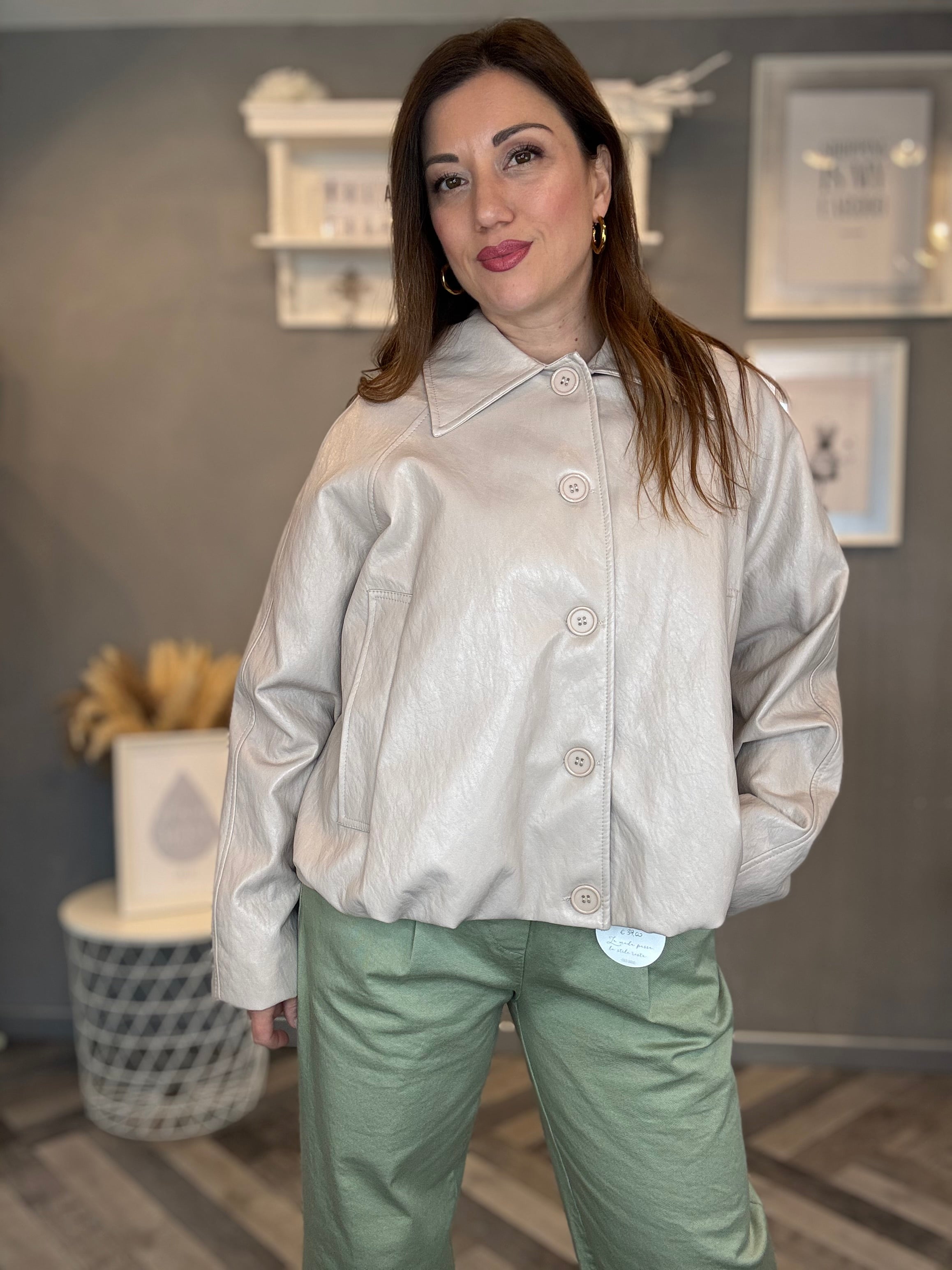 Giacca bomber in ecopelle beige