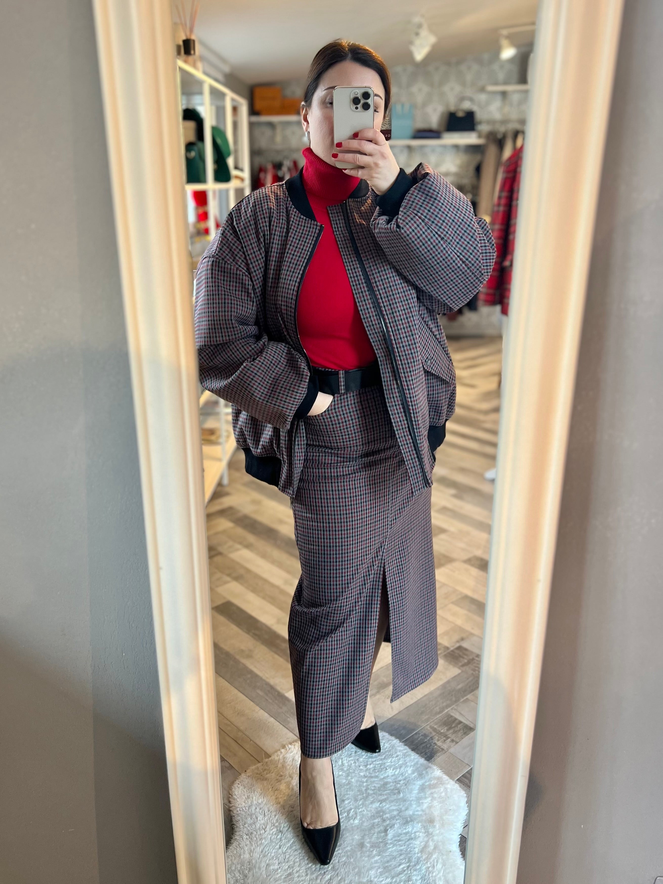 Lumina gonna micro quadro