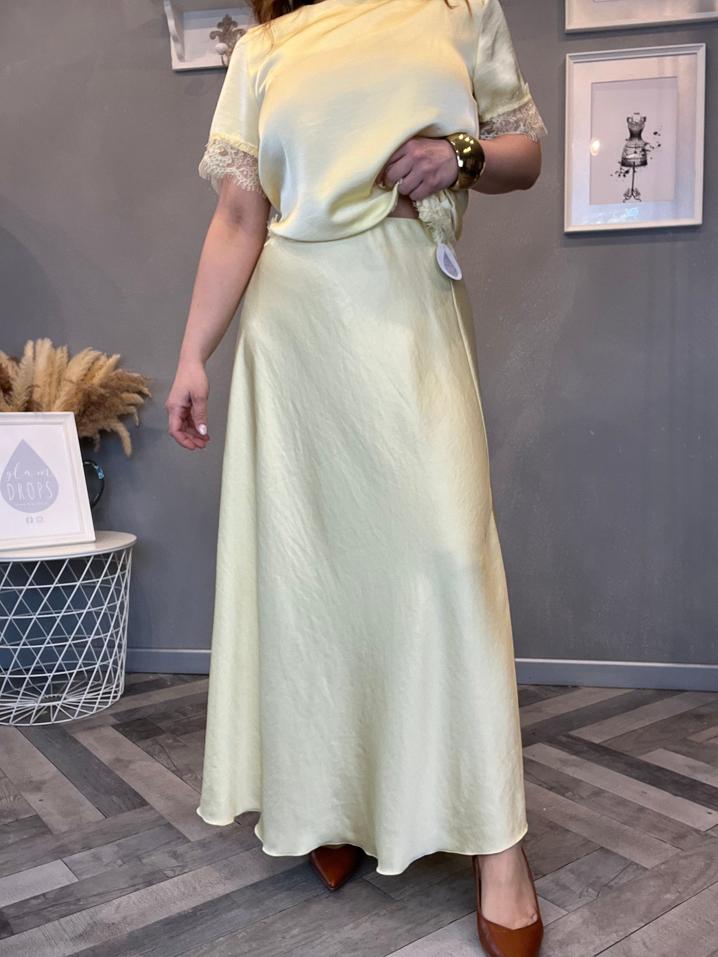 Gonna satin lunga Lety giallo pastello