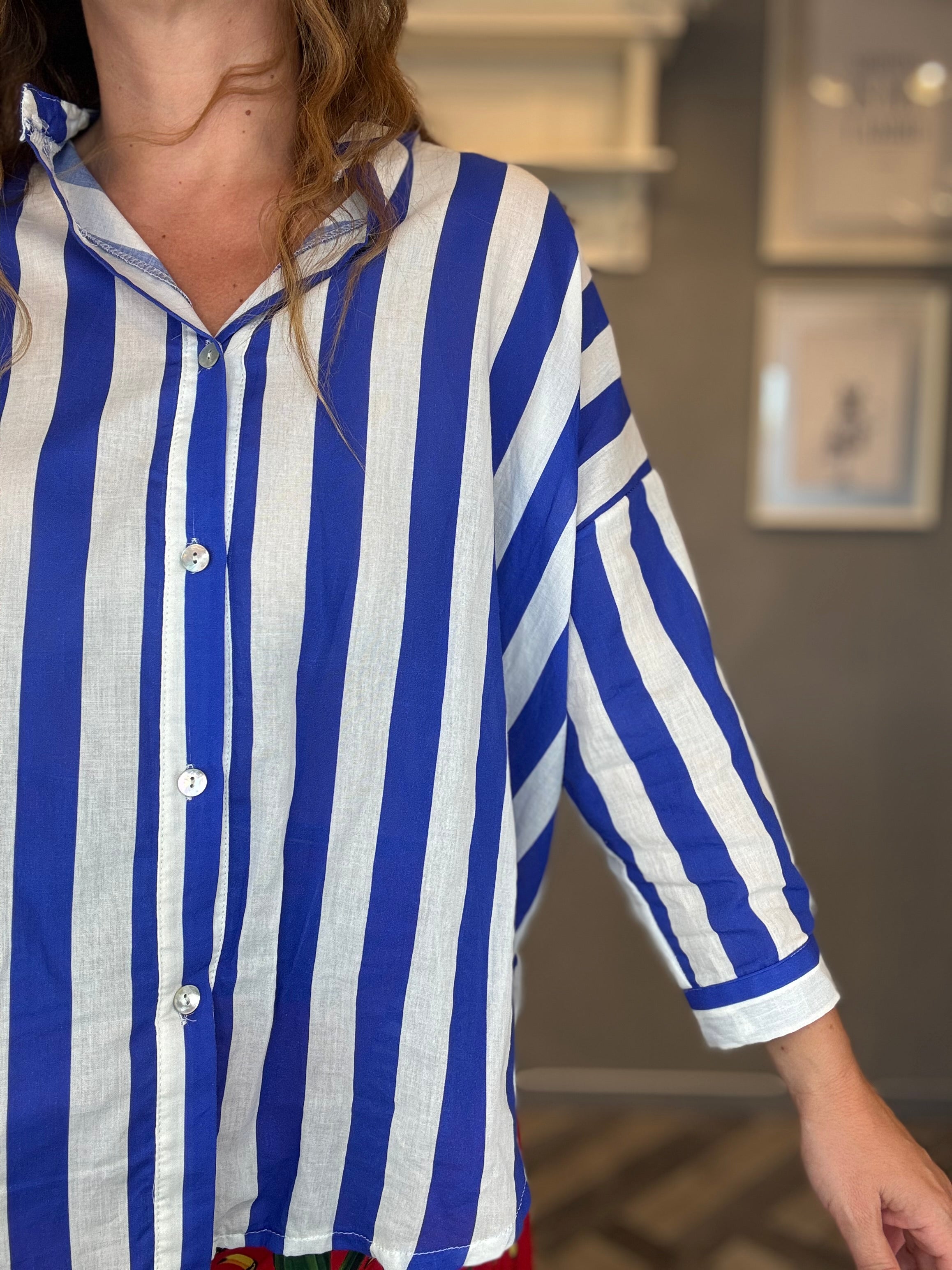 Camicia Isla Bonita righe bianco e bluette