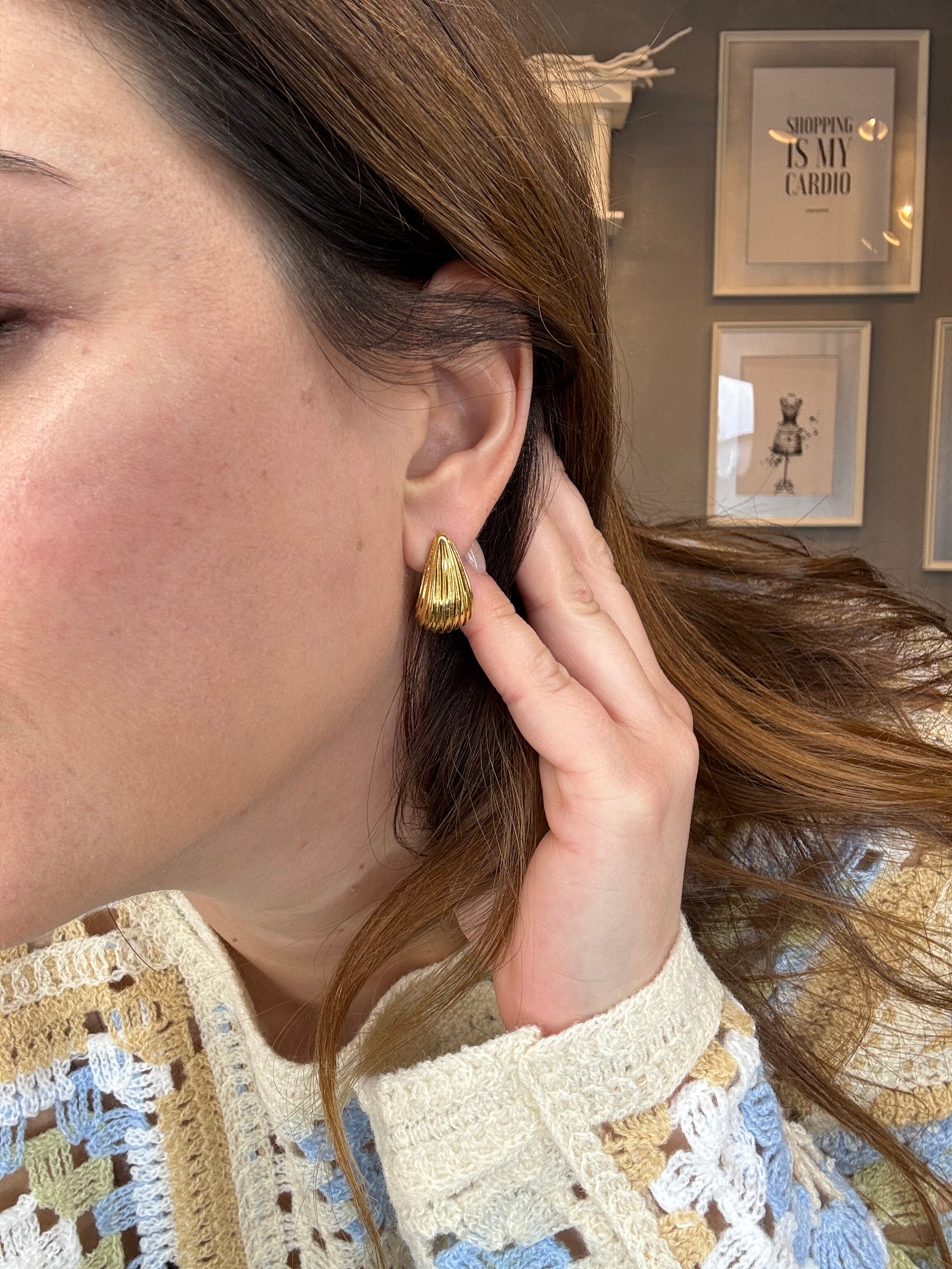 Orecchini goccia texture