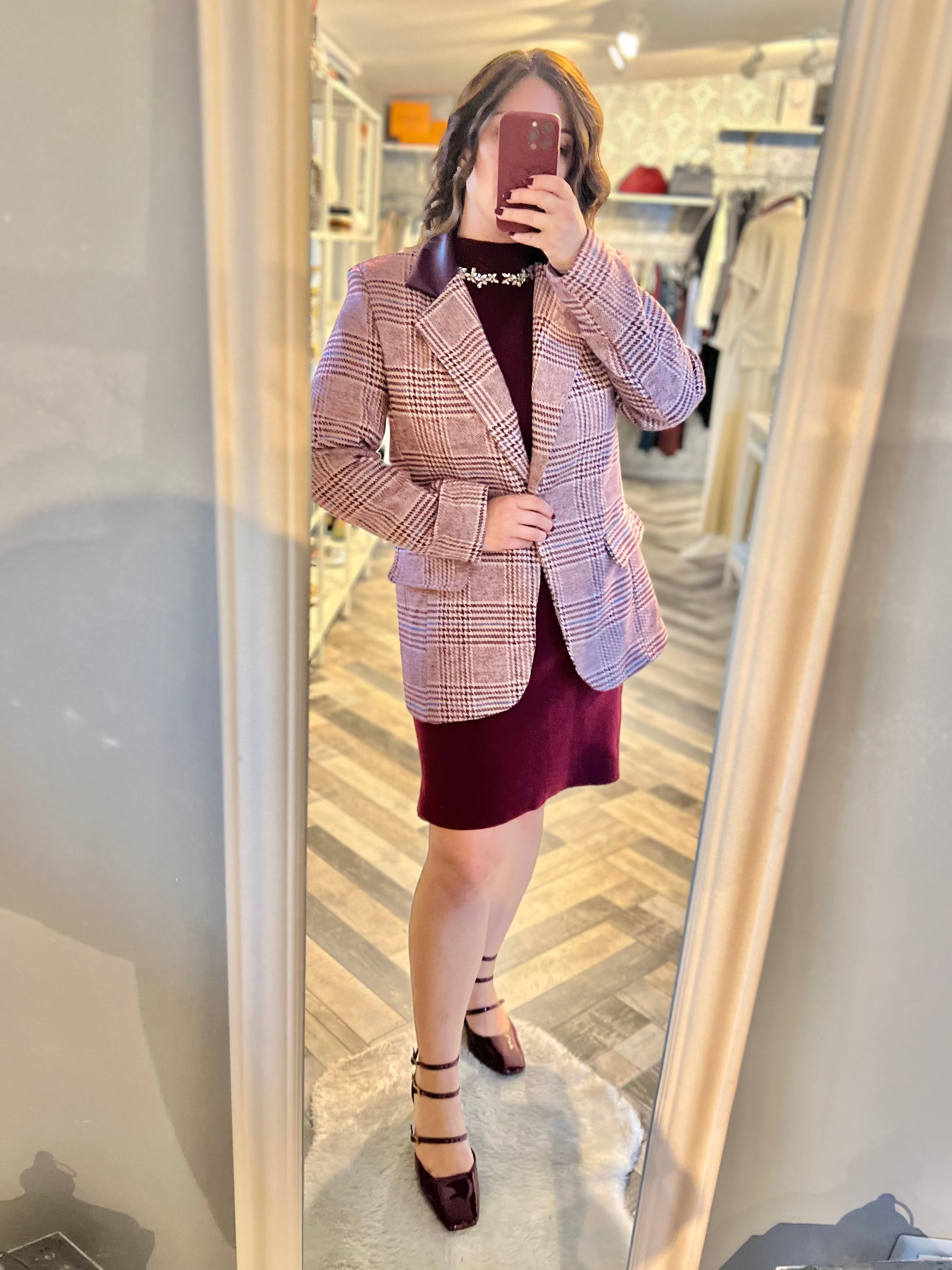 Abito punto Milano cabochon al collo