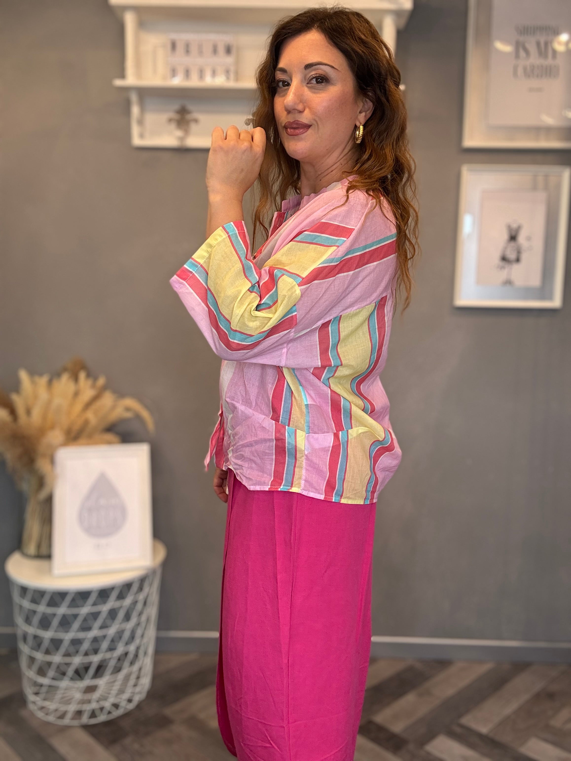 Camicia Isla Bonita coreana multiriga rosa, fucsia e giallo pastello