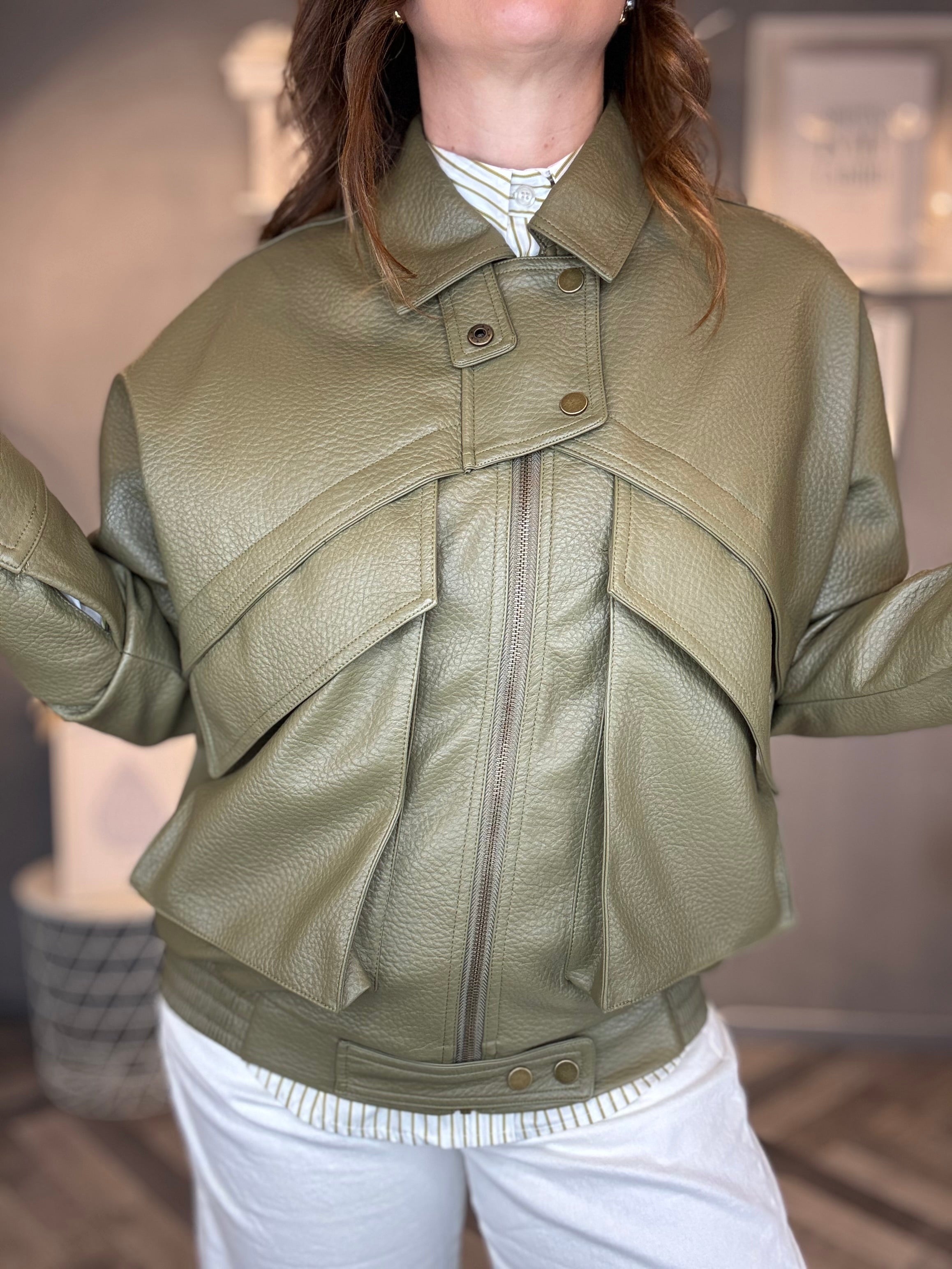 Bomber ecopelle verde oliva
