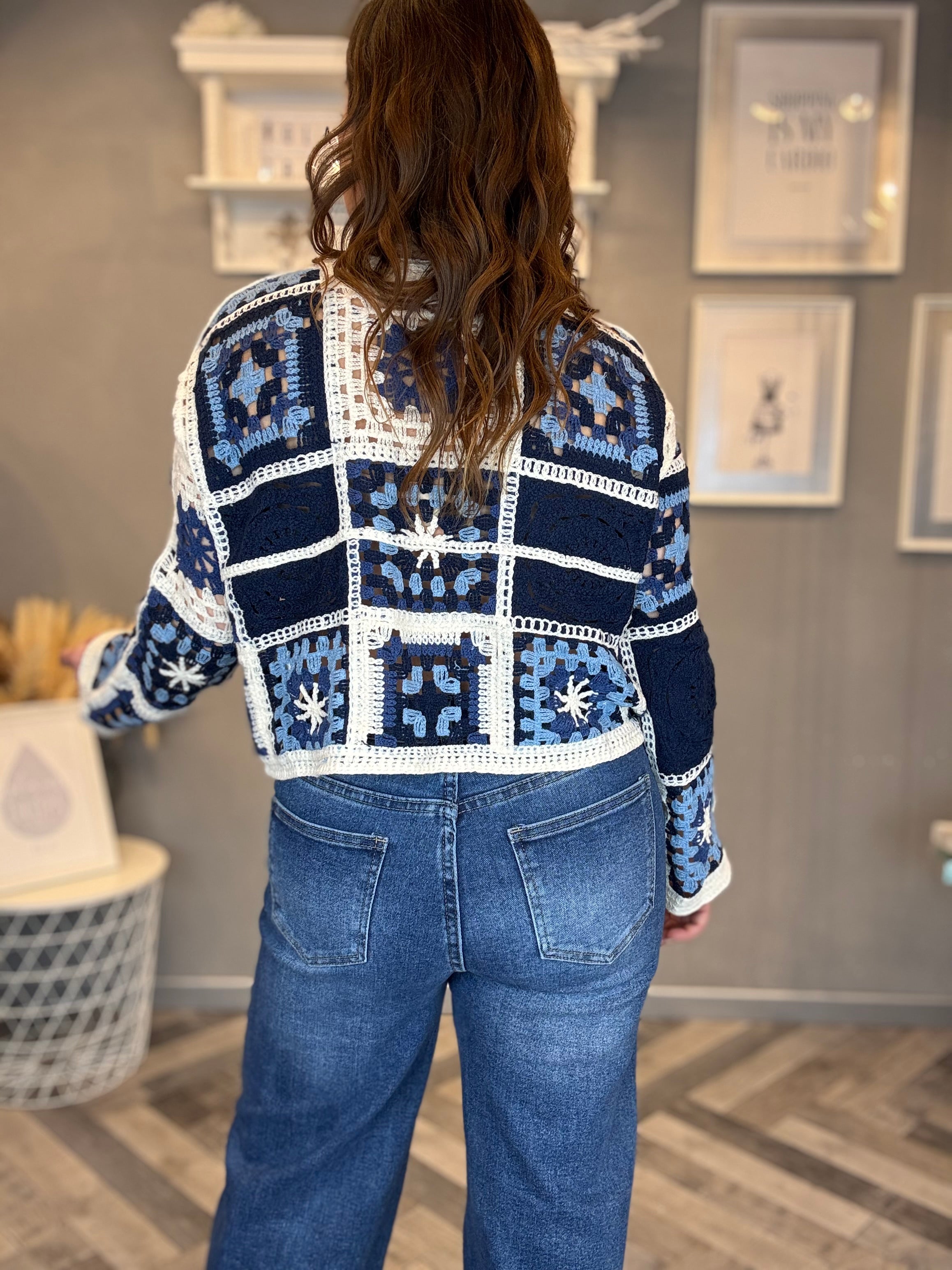 Maglia crochet blu