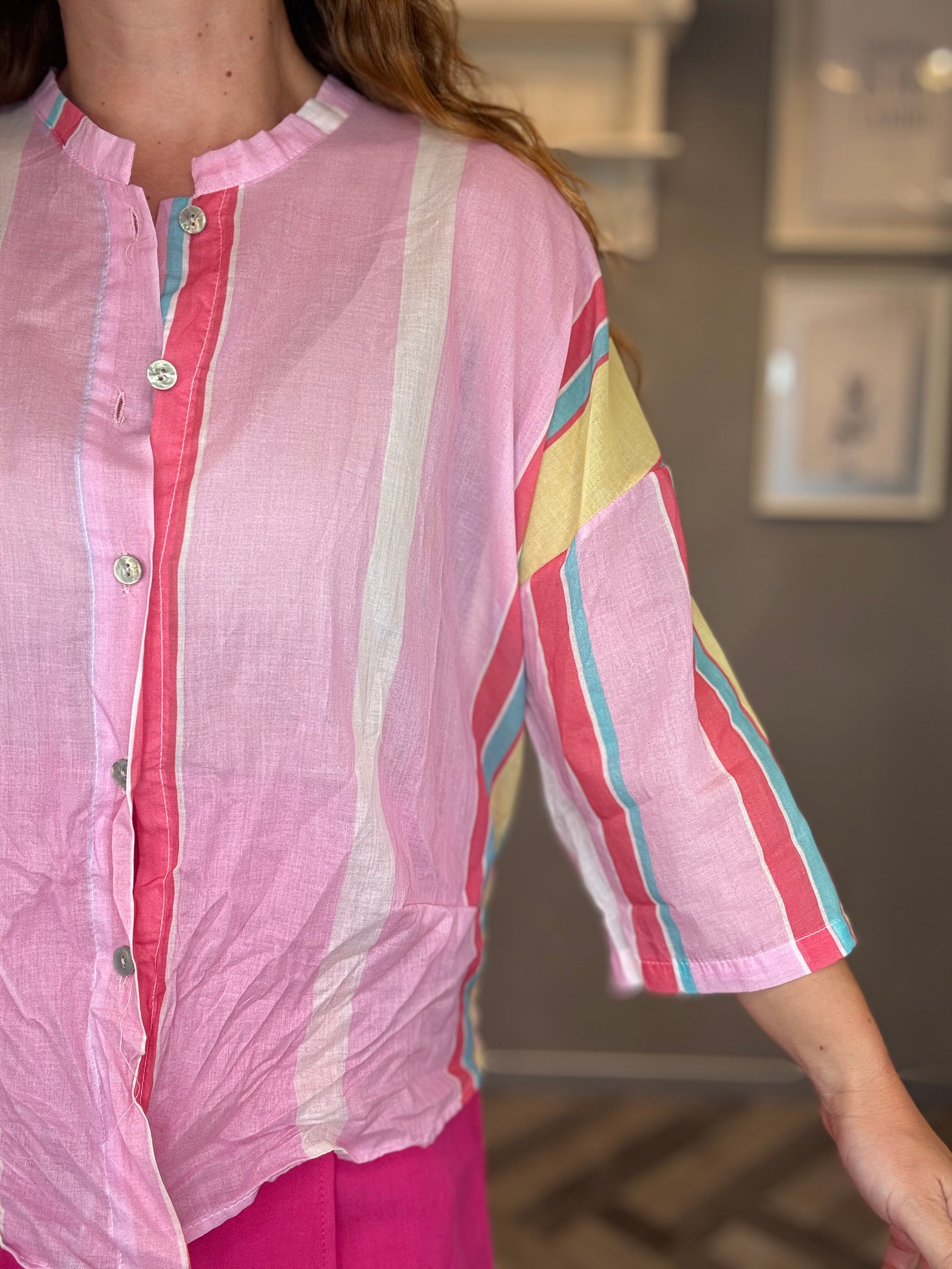 Camicia Isla Bonita coreana multiriga rosa, fucsia e giallo pastello