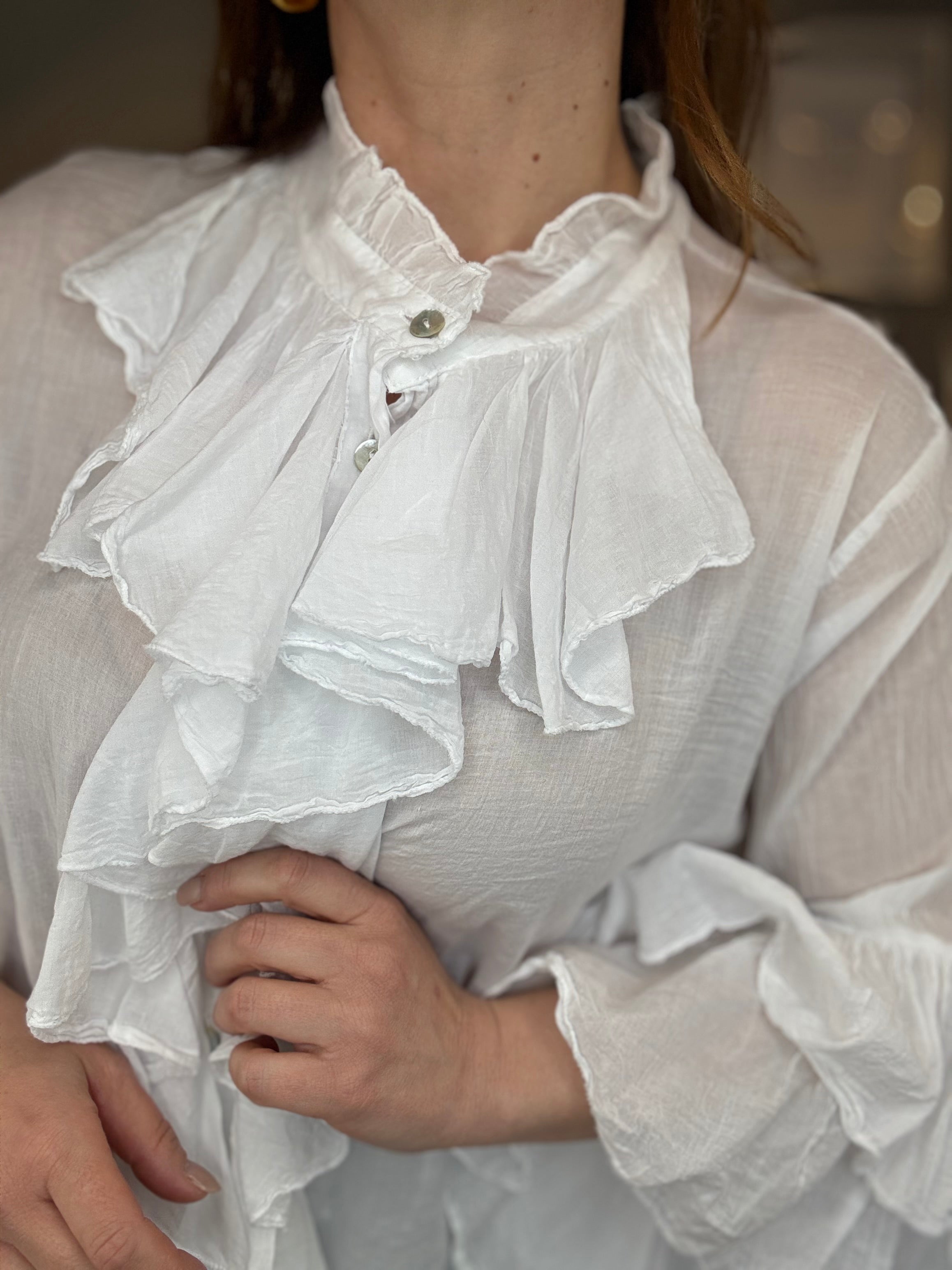 Blusa camicia volant bianca