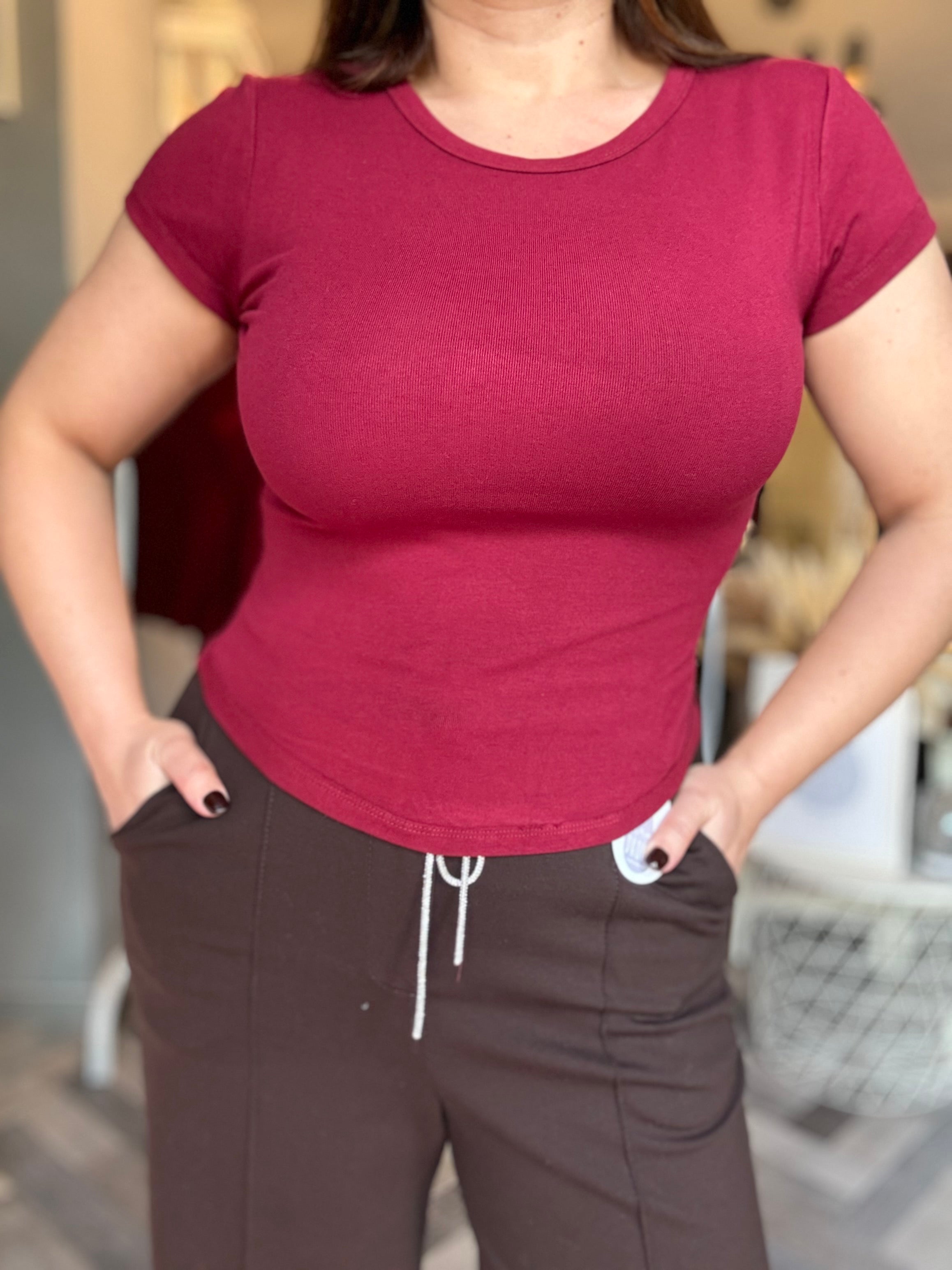 T-shirt elascizzata fondo tondo