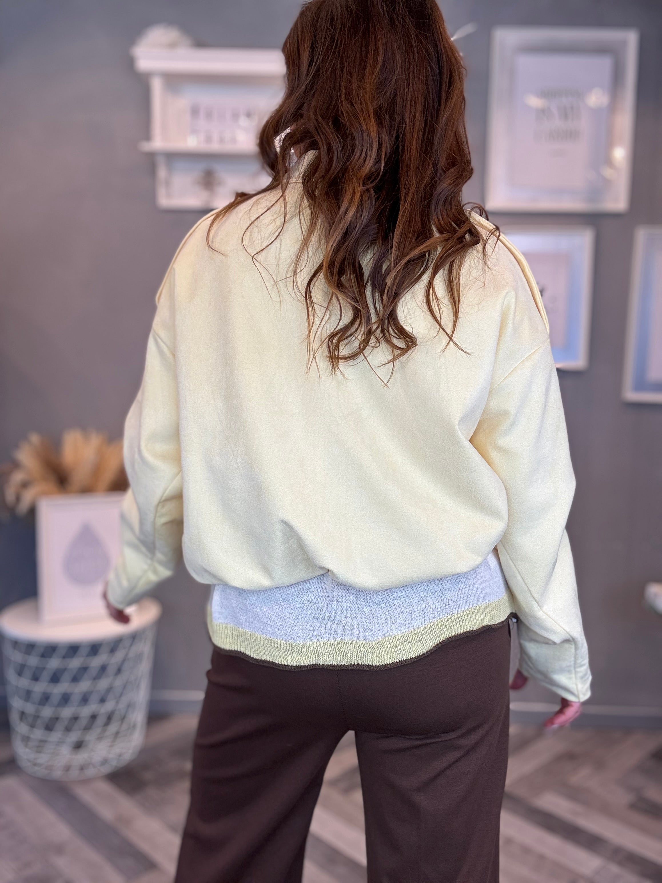 Bomber in eco suede giallo pastello