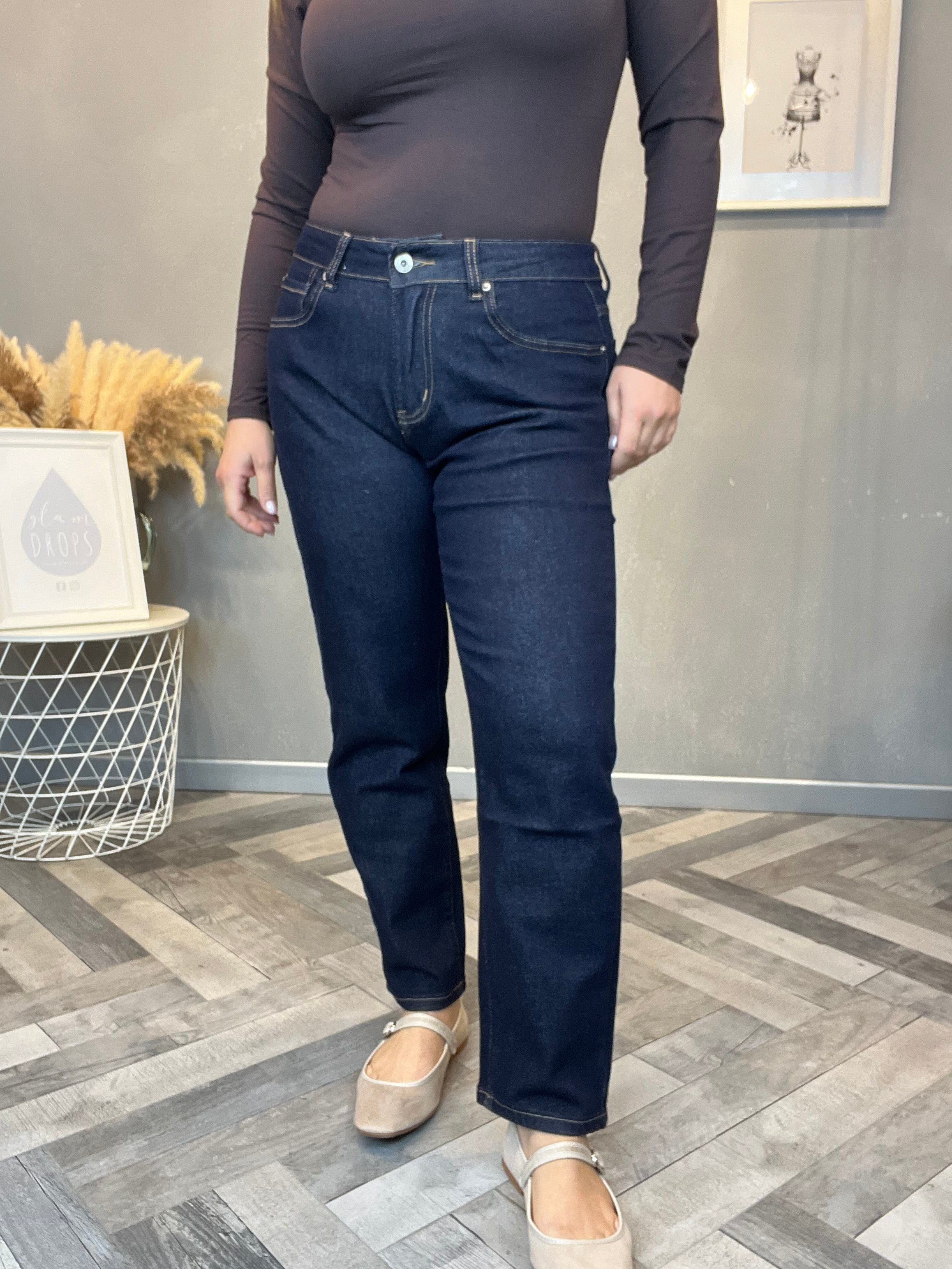 Jeans gamba dritta in denim scuro