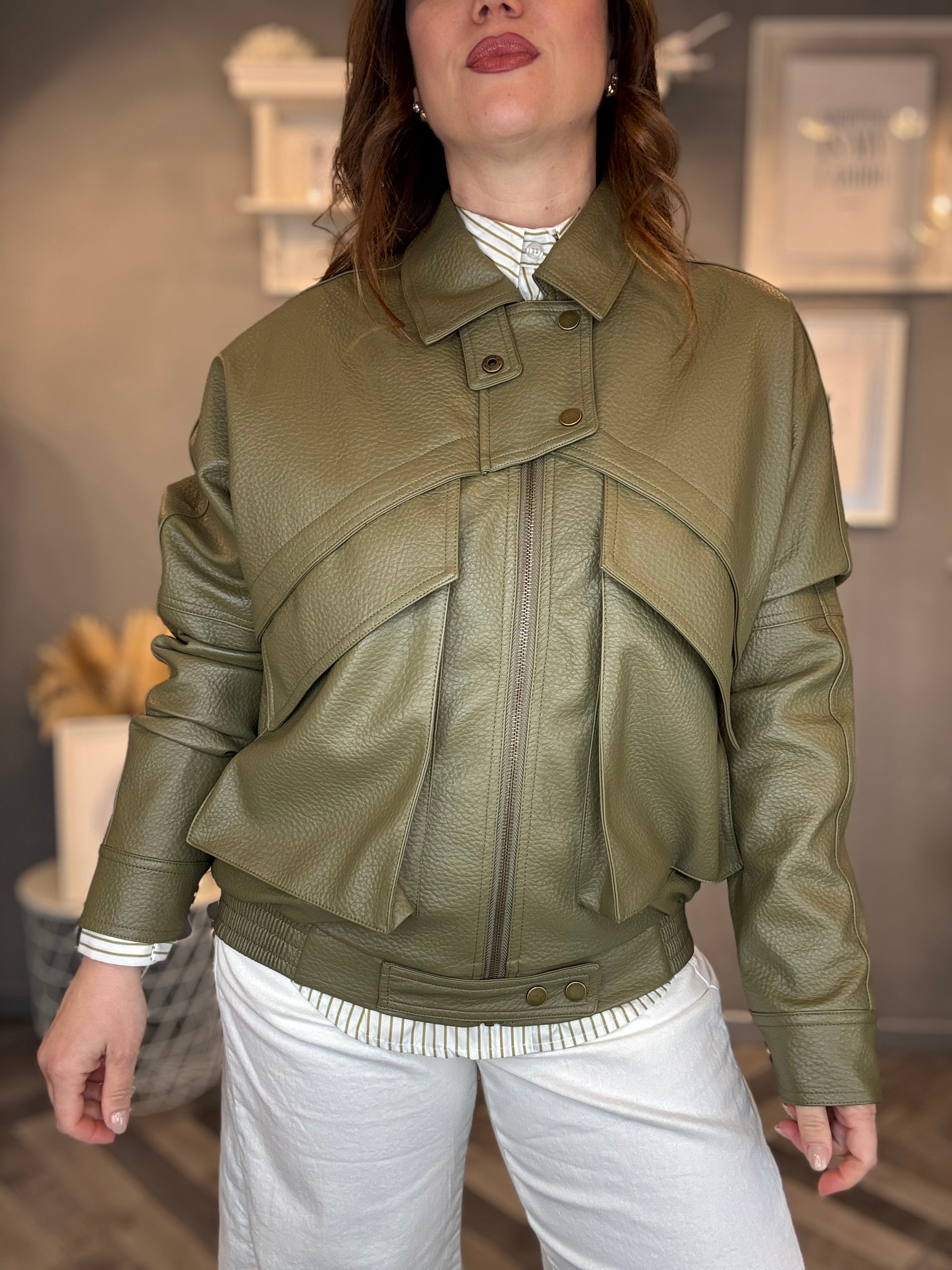 Bomber ecopelle verde oliva
