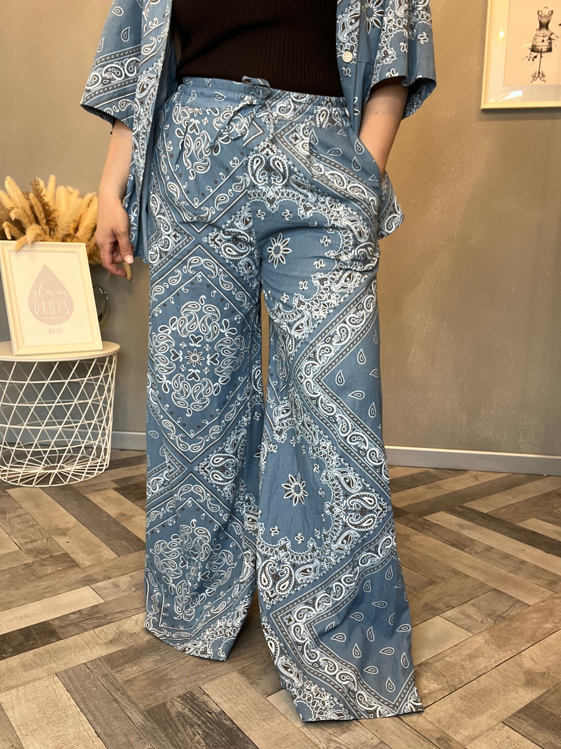 Lumina pantalone jeans paisley bandana