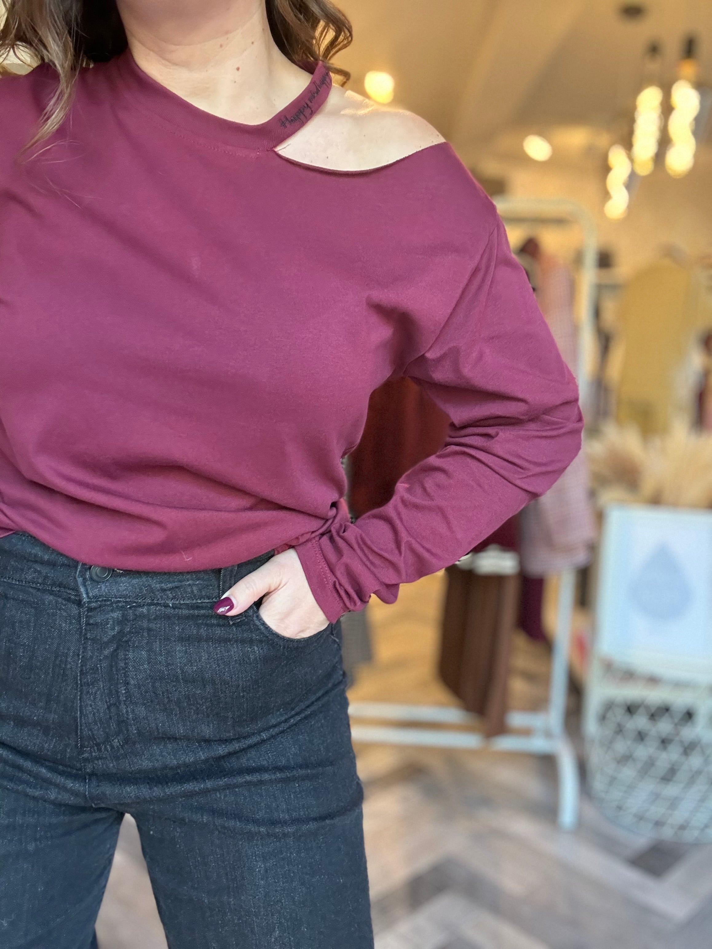 Lumina t-shirt cut out