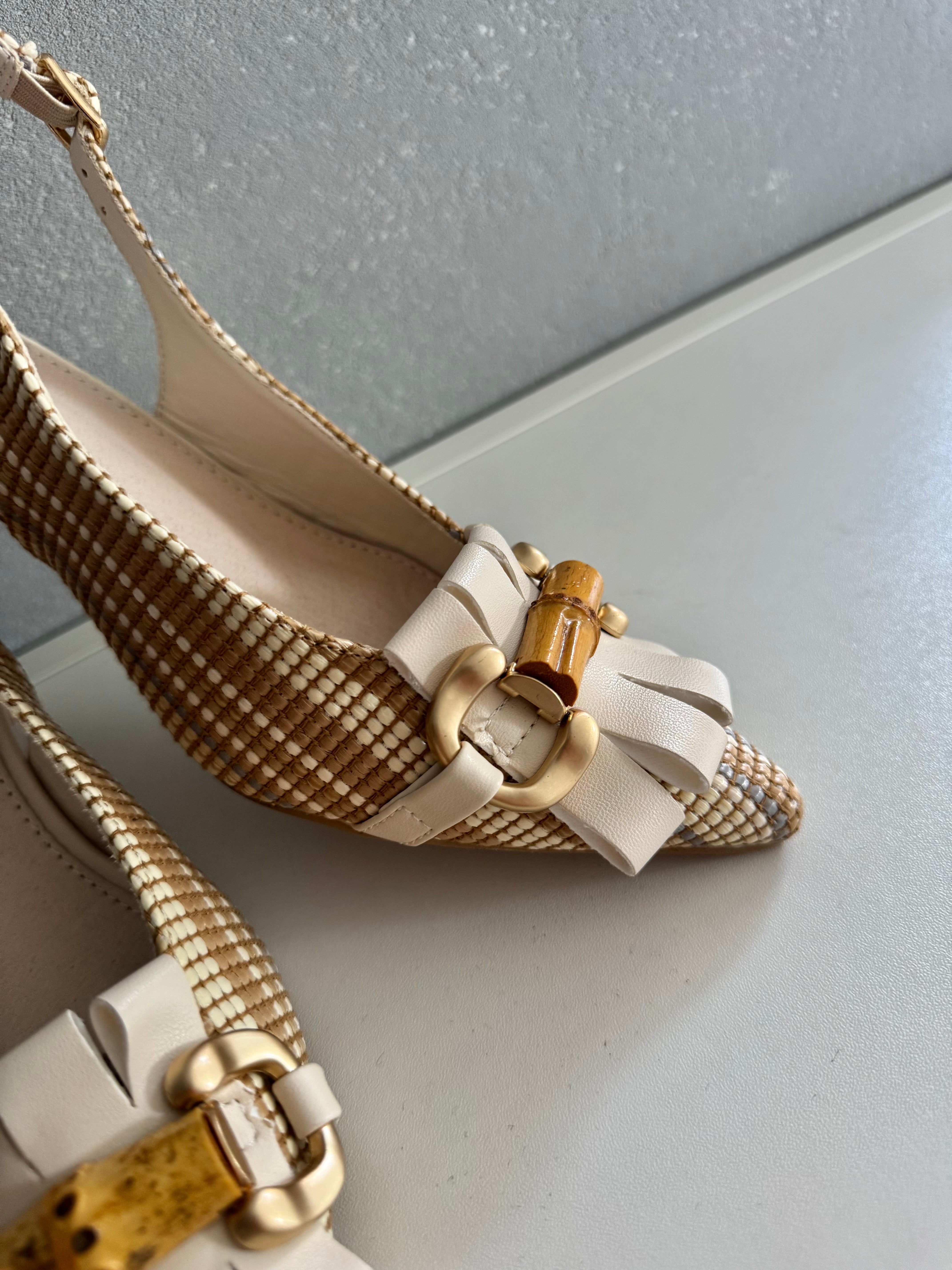 Décolleté Slingback con frange