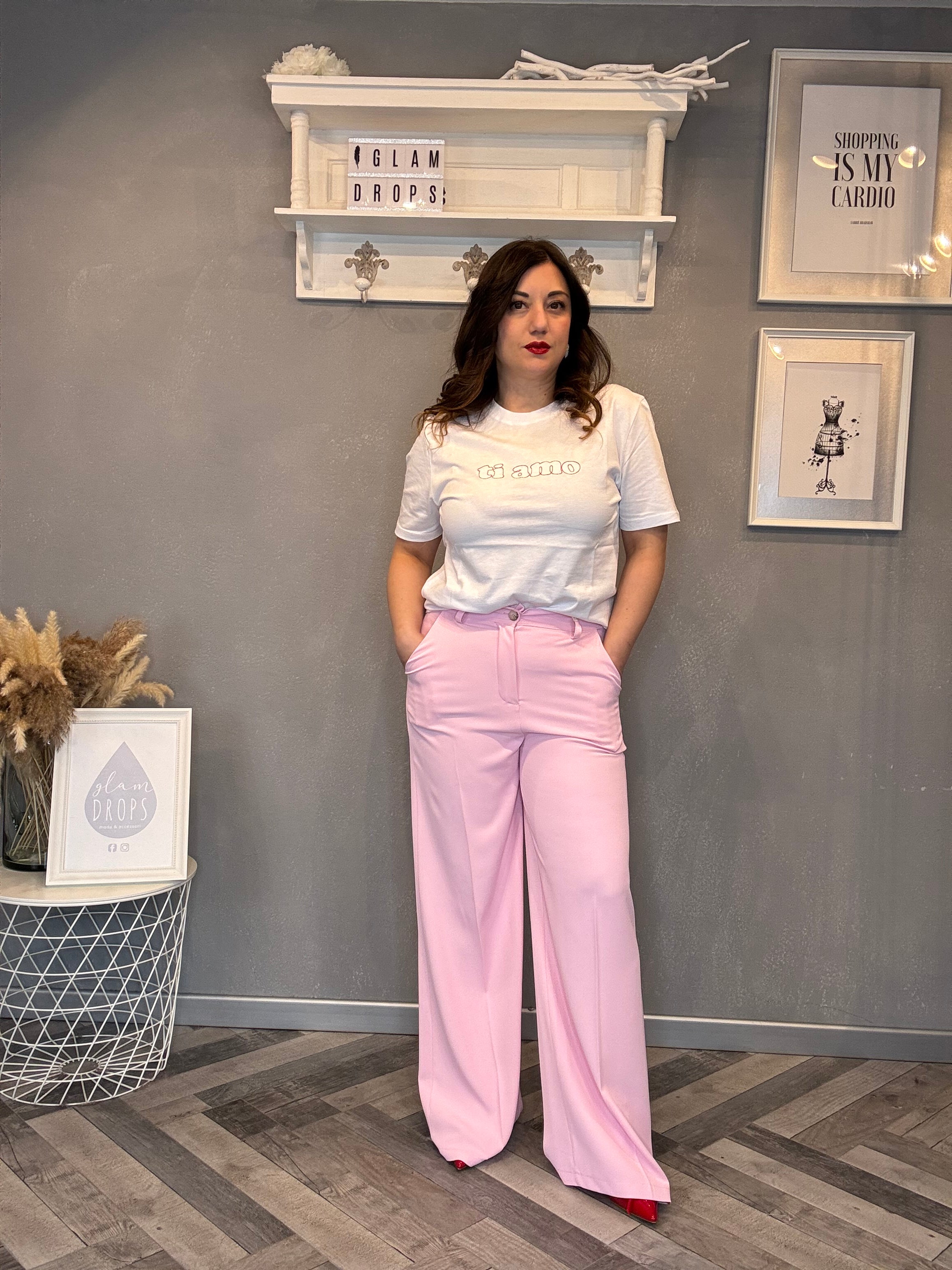 Pantalone a gamba larga a vita alta