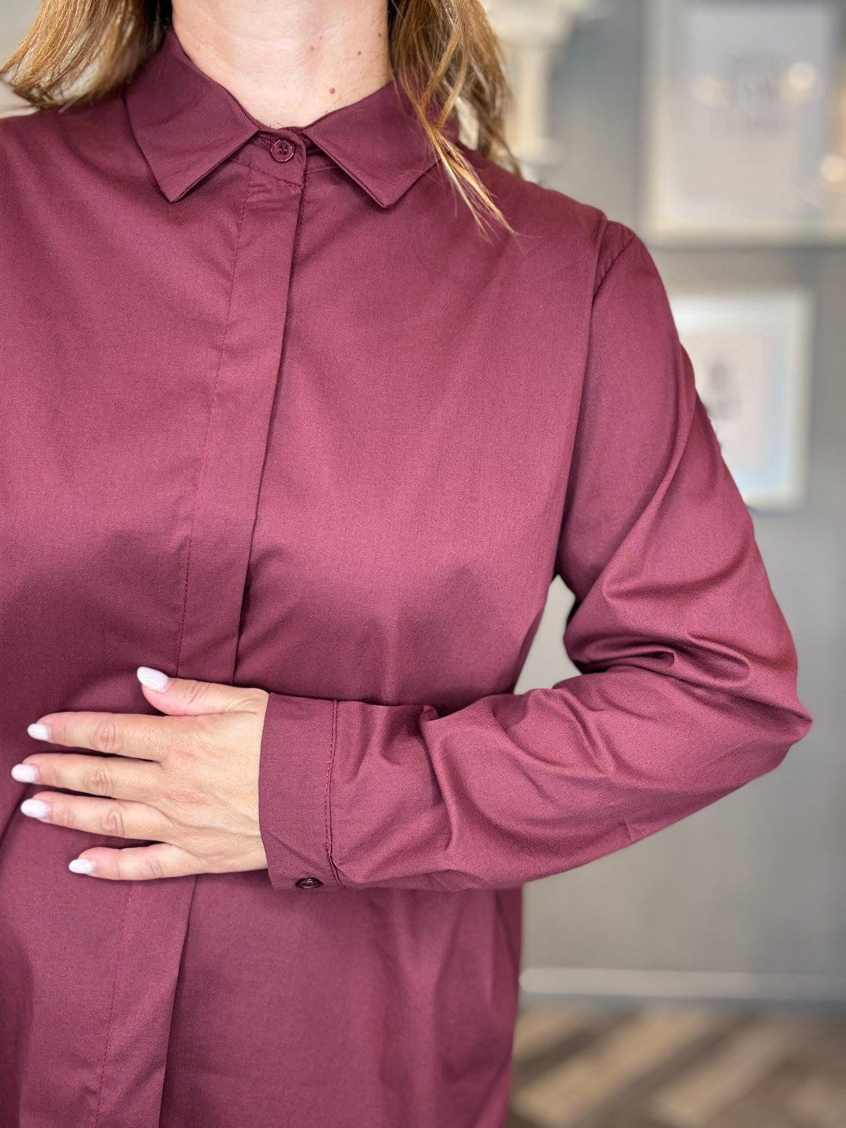 Camicia over Essential bordeaux